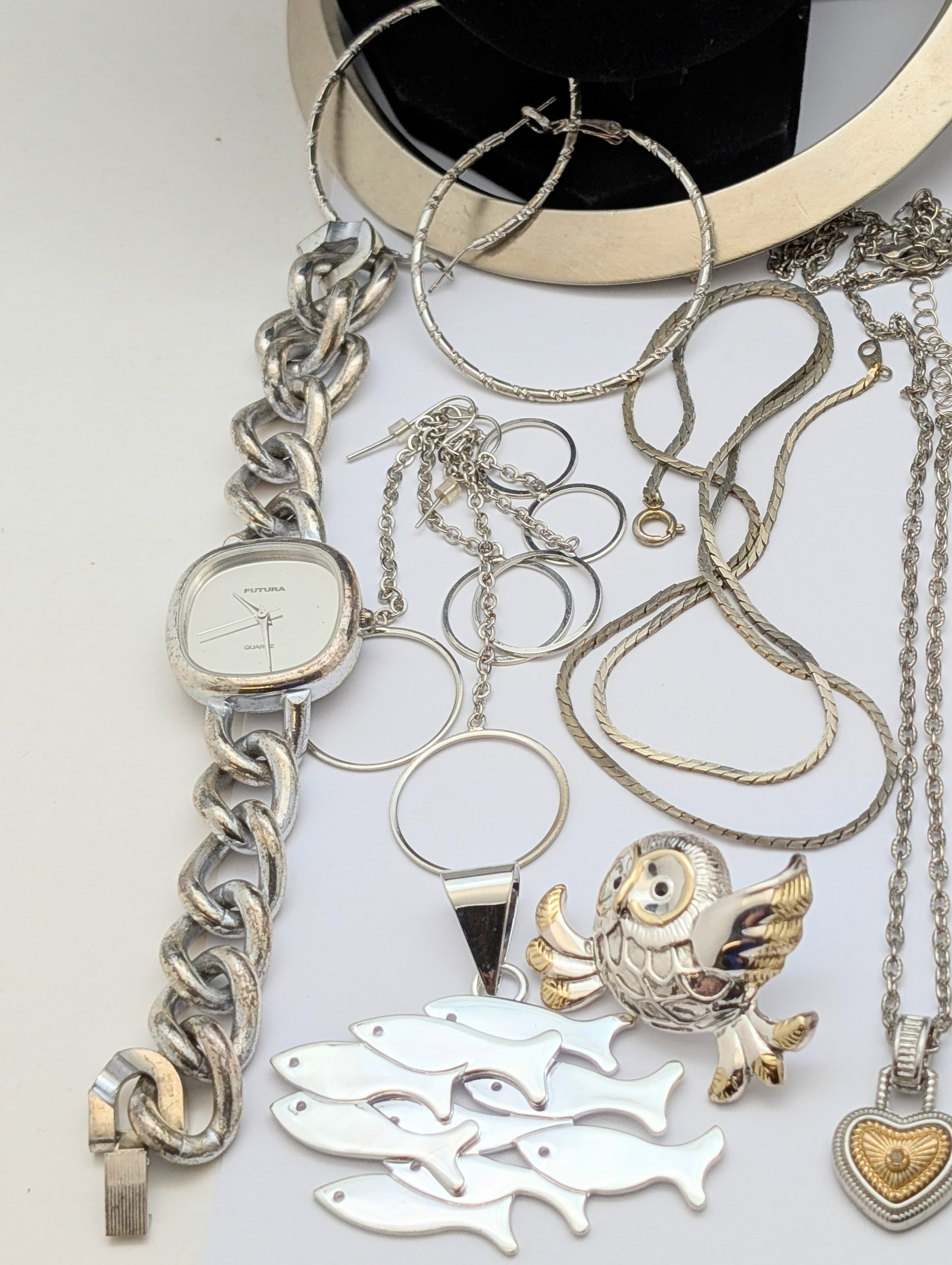 Large Lot of Silver tone Ladies Jewelry - Necklaces, Bracelets, Earrings, etc. - 3