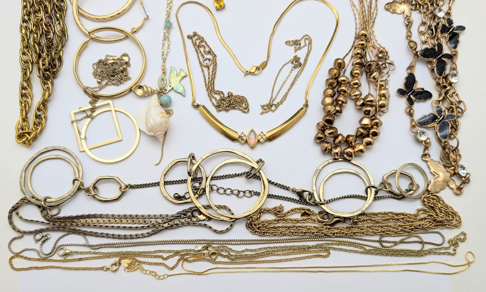 Large Lot of Gold tone Ladies Jewelry - Necklaces, Bracelets, Earrings, etc. - 9