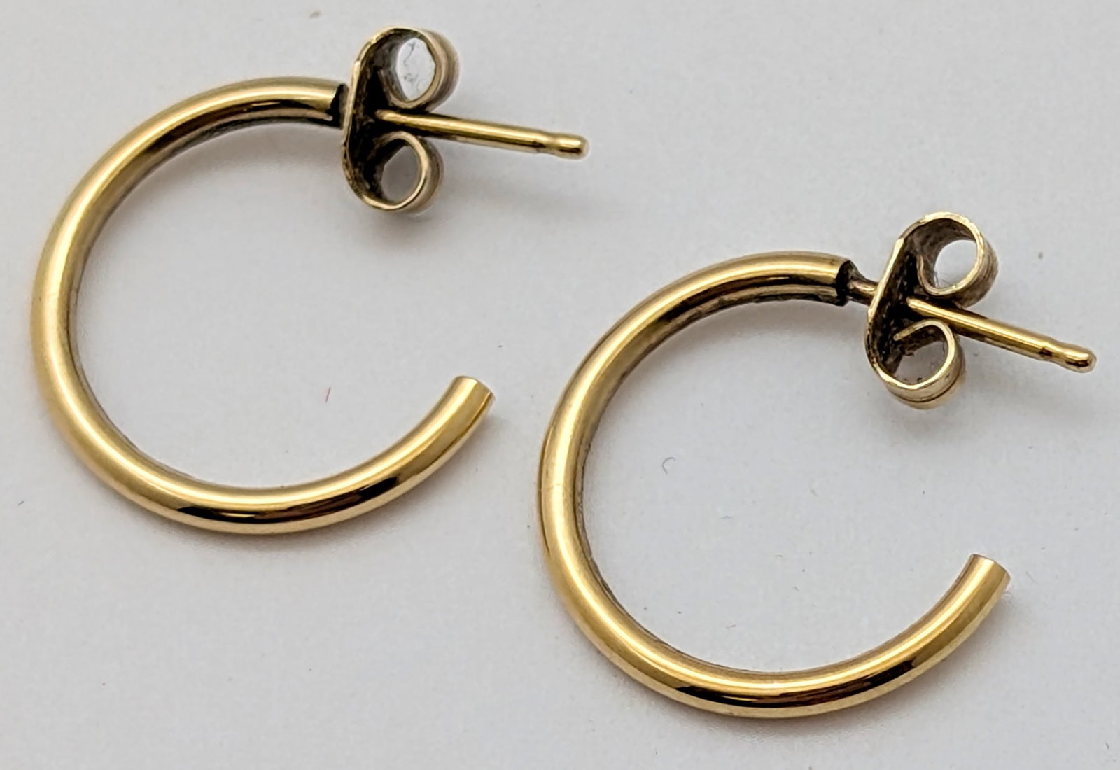 14k Gold Open Hoop Earrings- 1g - 2