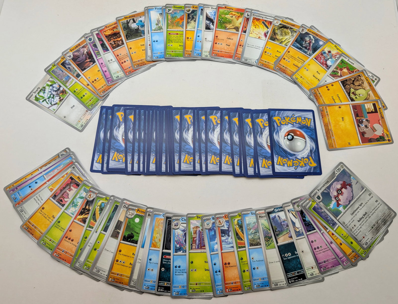 Large Lot of Pokemon Trading Card: Trading Cards
