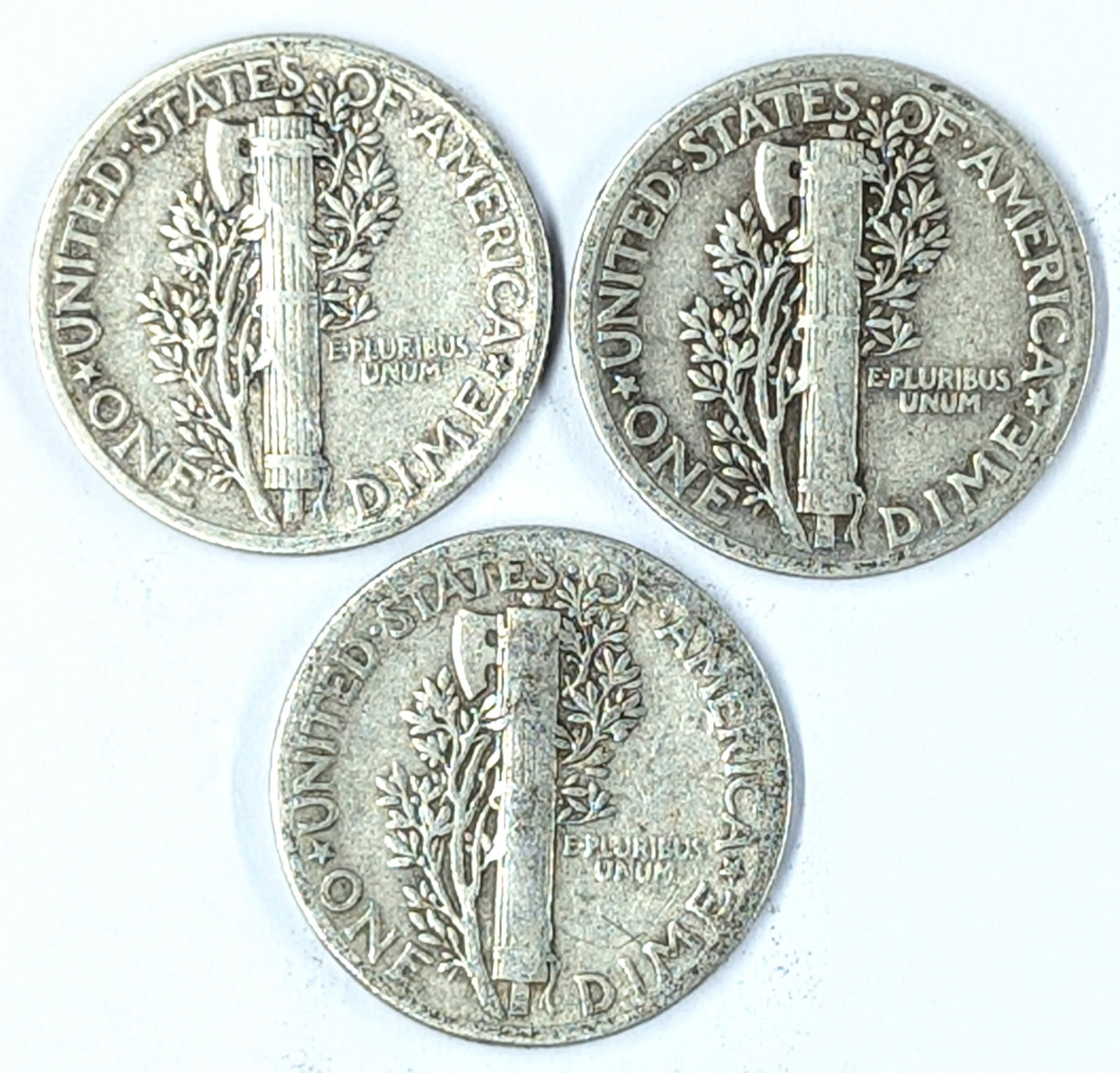 Lot of 3 Silver Mercury Dimes - 1941(2), 1943 - 2
