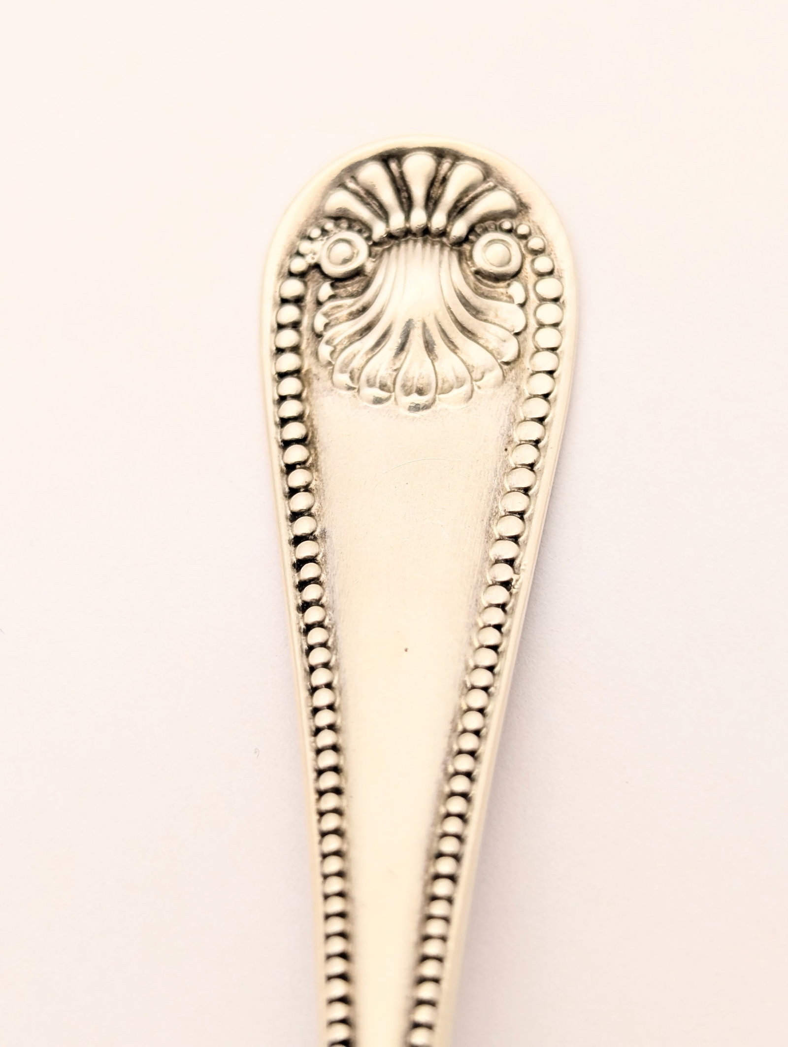 Vintage Whiting Sterling Silver Sugar Shell Spoon in the Bead Pattern - 35.46 - 3