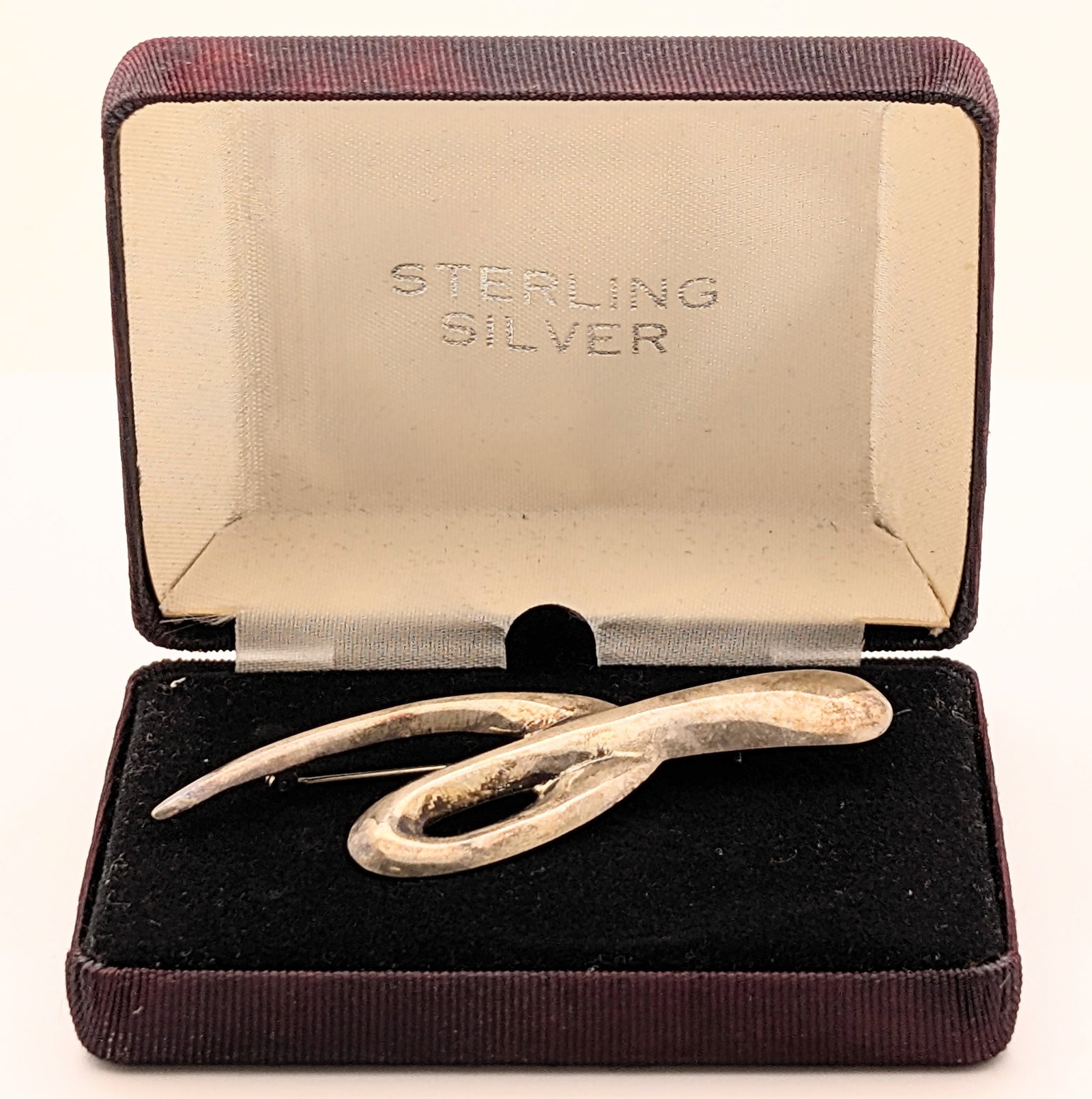 Vintage Sterling Silver Ladies Brooch w/ Original Box - 7.18g: Jewelry