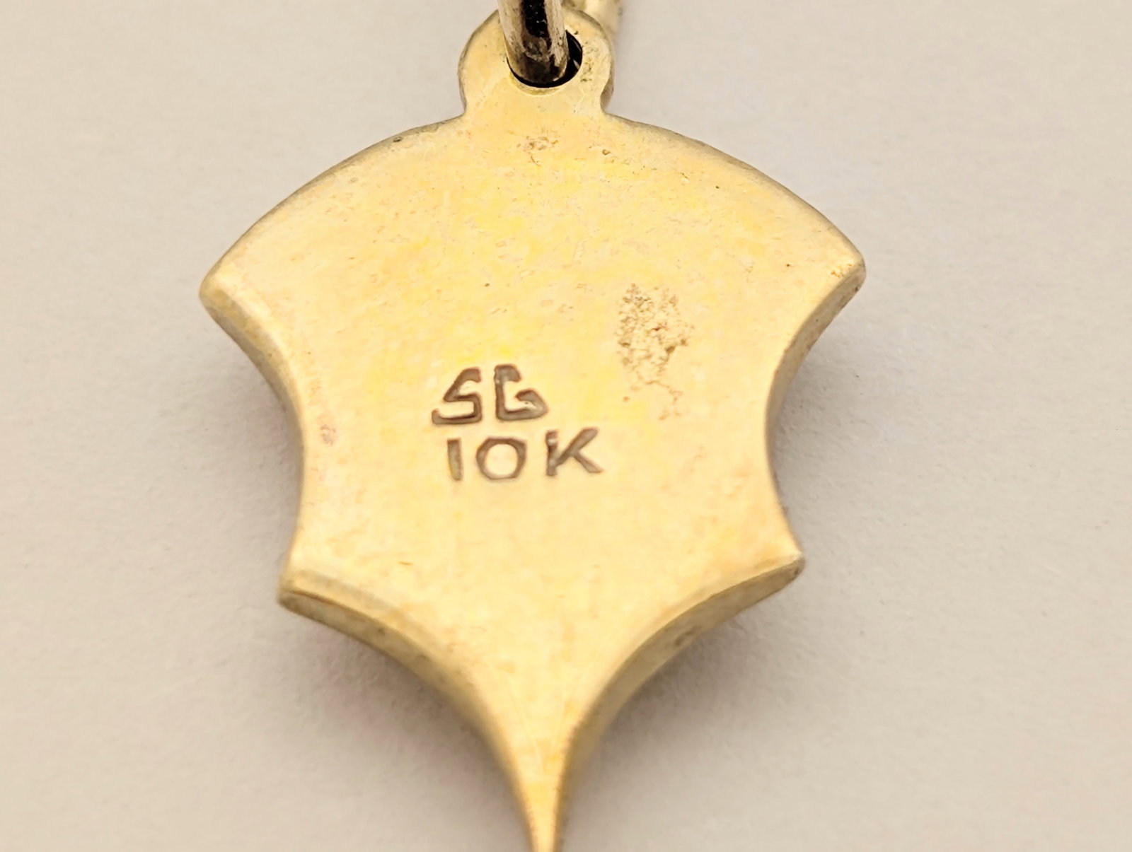 10K Gold Phi Epsilon Kappa Fraternity Pendent - 1.56g - 4