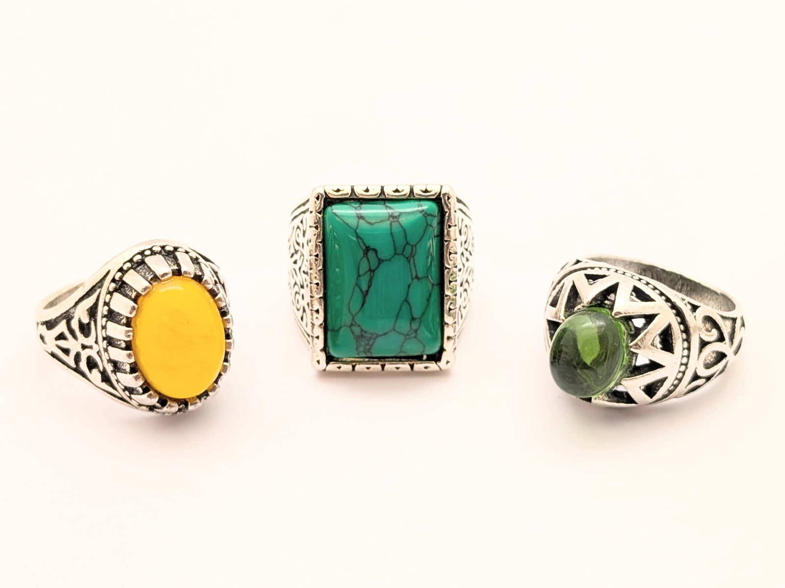 Lot of 3 Costume Ladies Rings - Greens & Yellow (1 of 7)