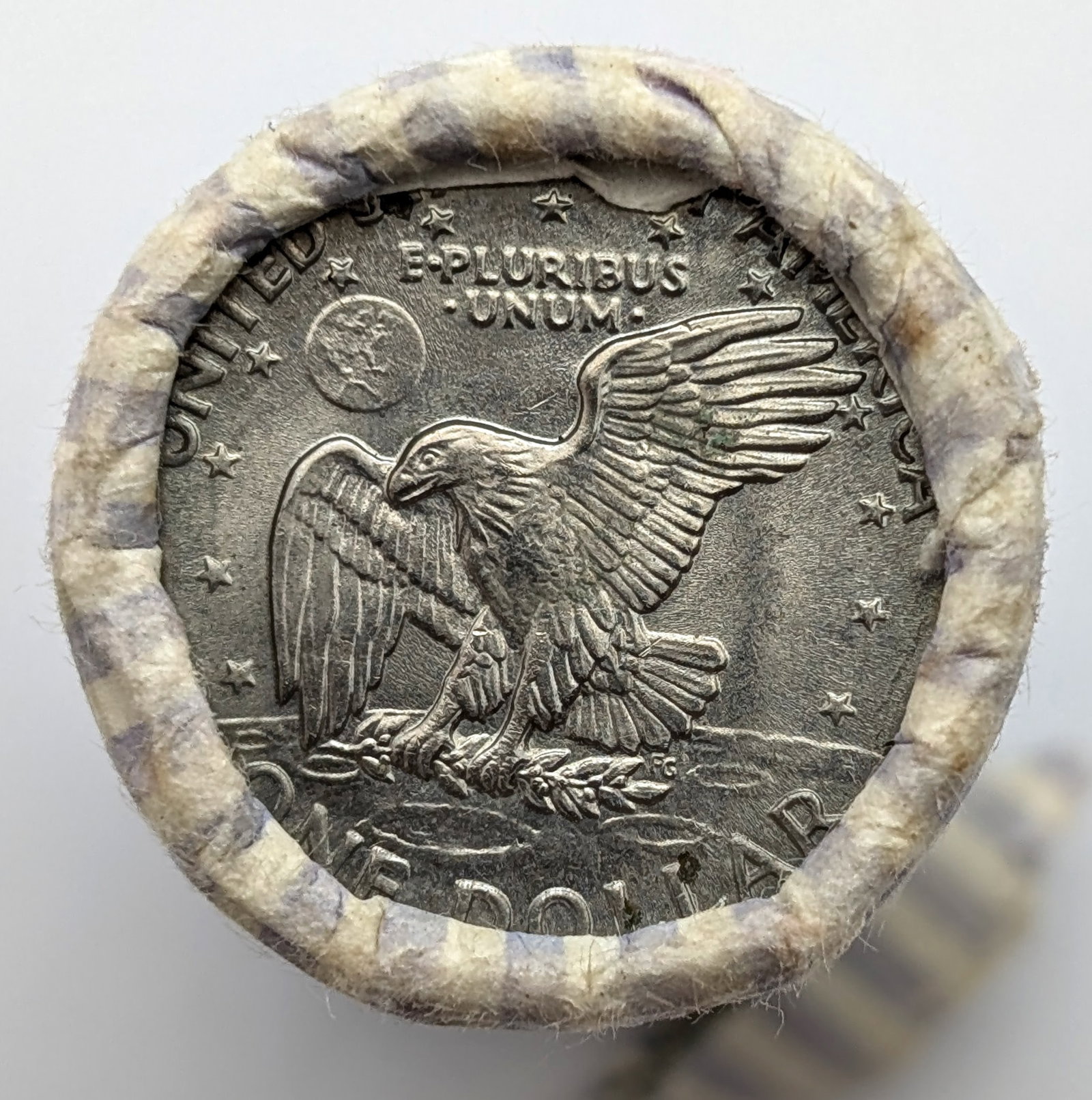 Original Federal Reserve Bank Roll of 25 Susan B. Anthony Dollars - 3
