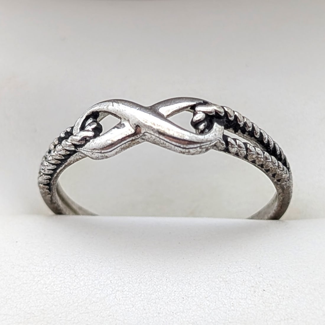 Lot of 3 Sterling Silver Ladies Rings - Infinity & Feather - 6