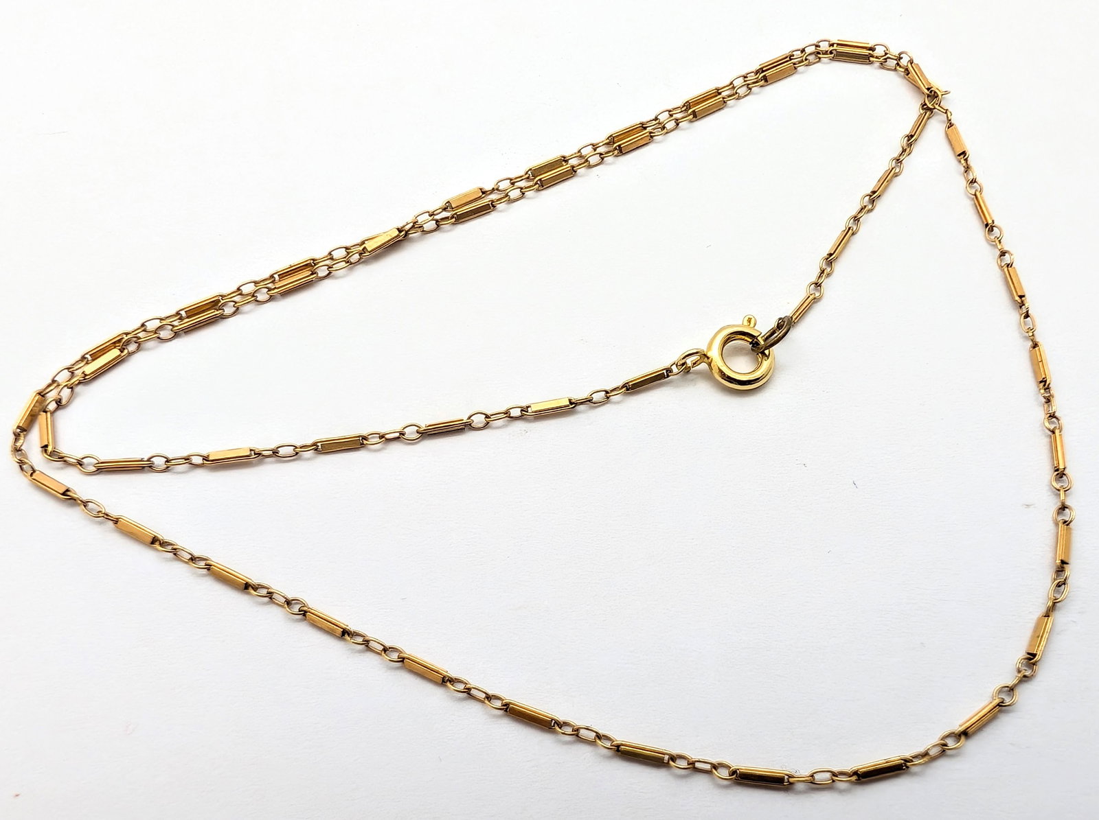 Gold-tone Link Chain Ladies Necklace: Length: 18in