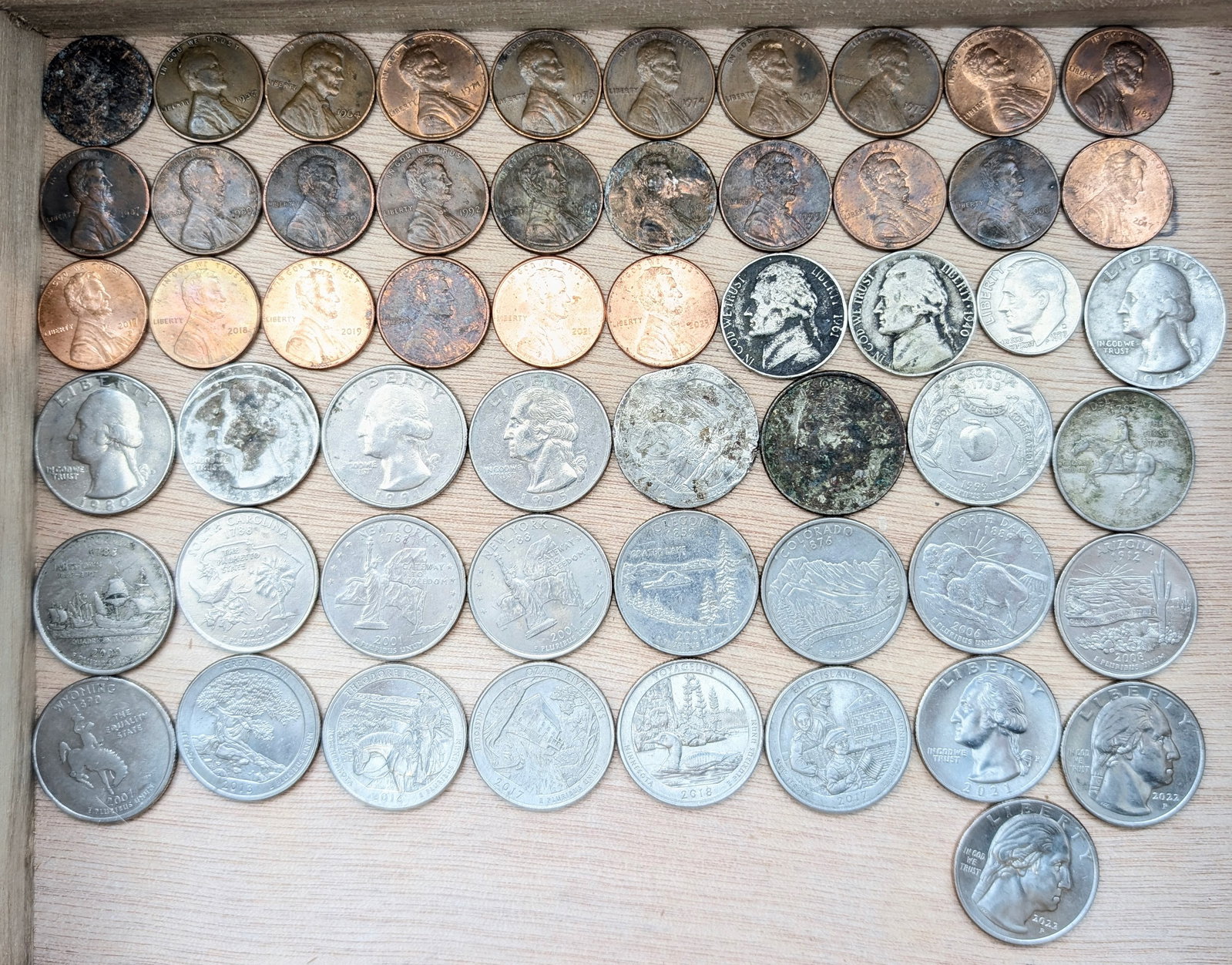 Lot of US Coins w/ Box - Washington Quarter, Jefferson Nickel, Lincoln Cents, etc. - 4