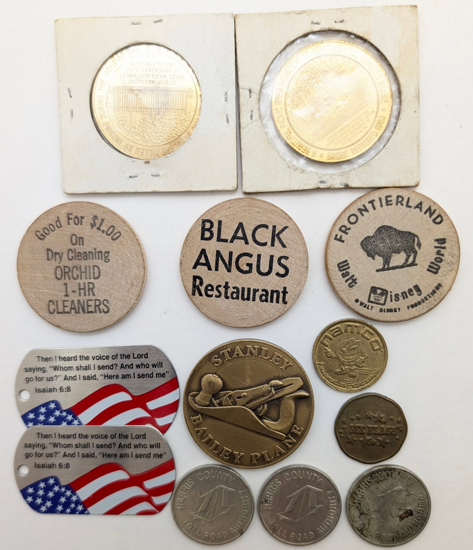Large Lot of Vintage Novelty Coins and Tokens - 3