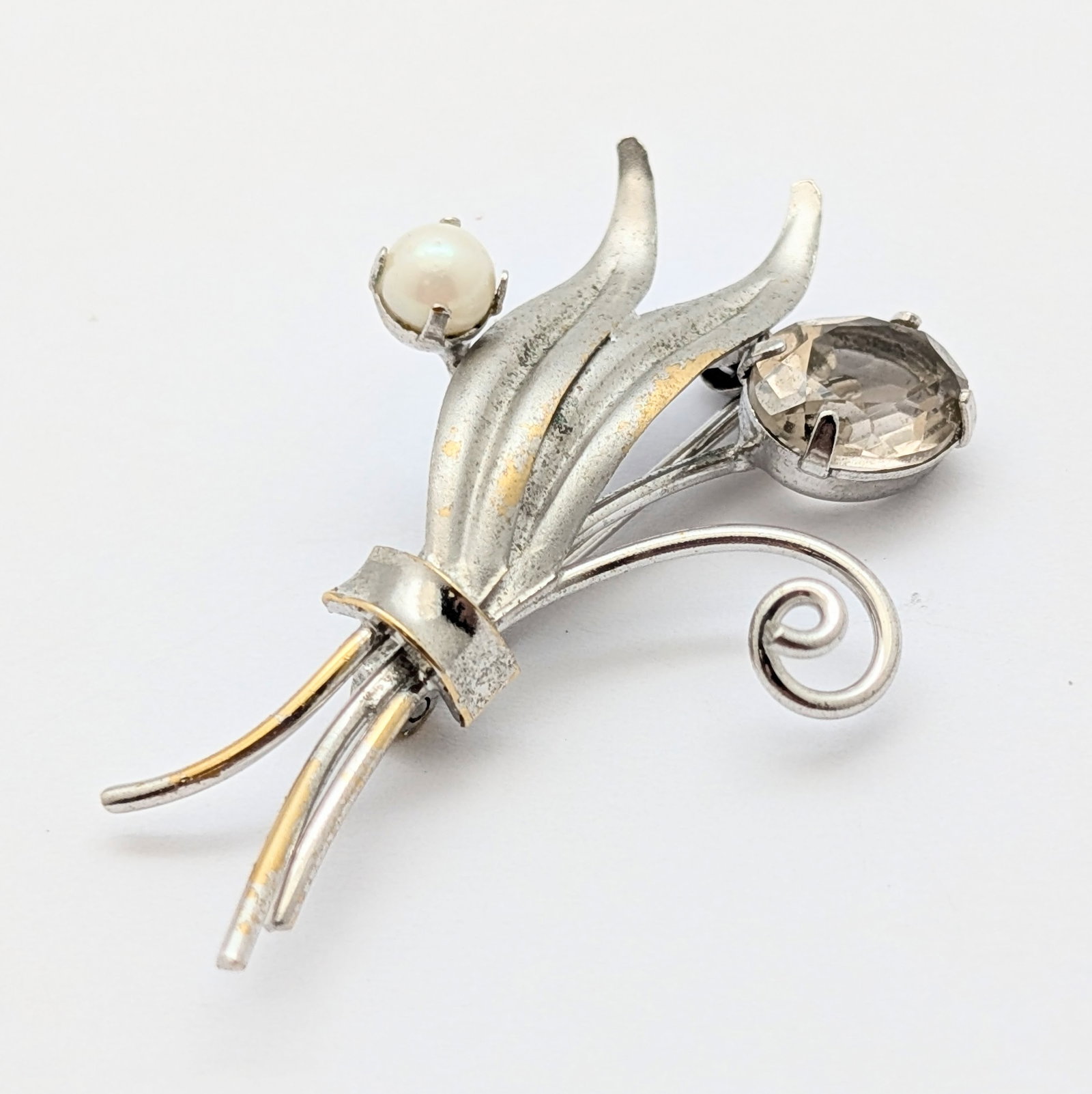 Vintage 12K White Gold filled CR Co. Ladies Brooch: Jewelry
