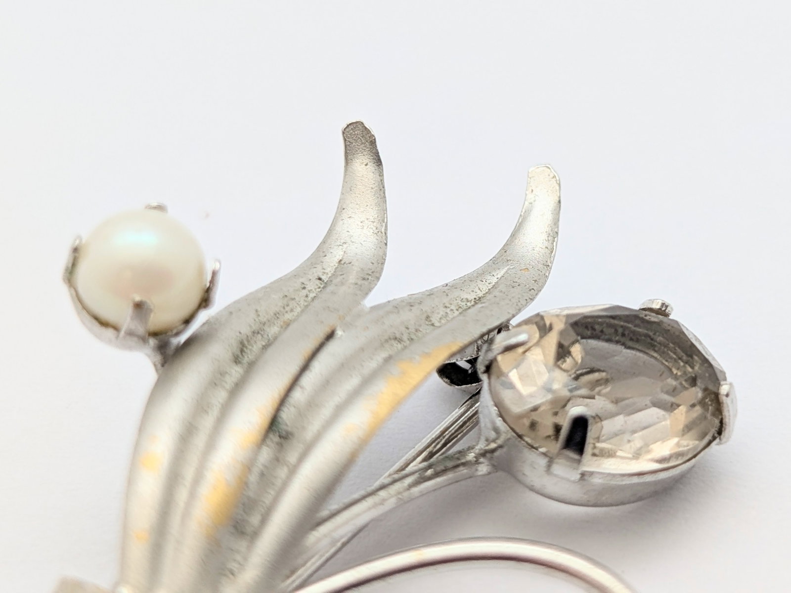 Vintage 12K White Gold filled CR Co. Ladies Brooch - 2