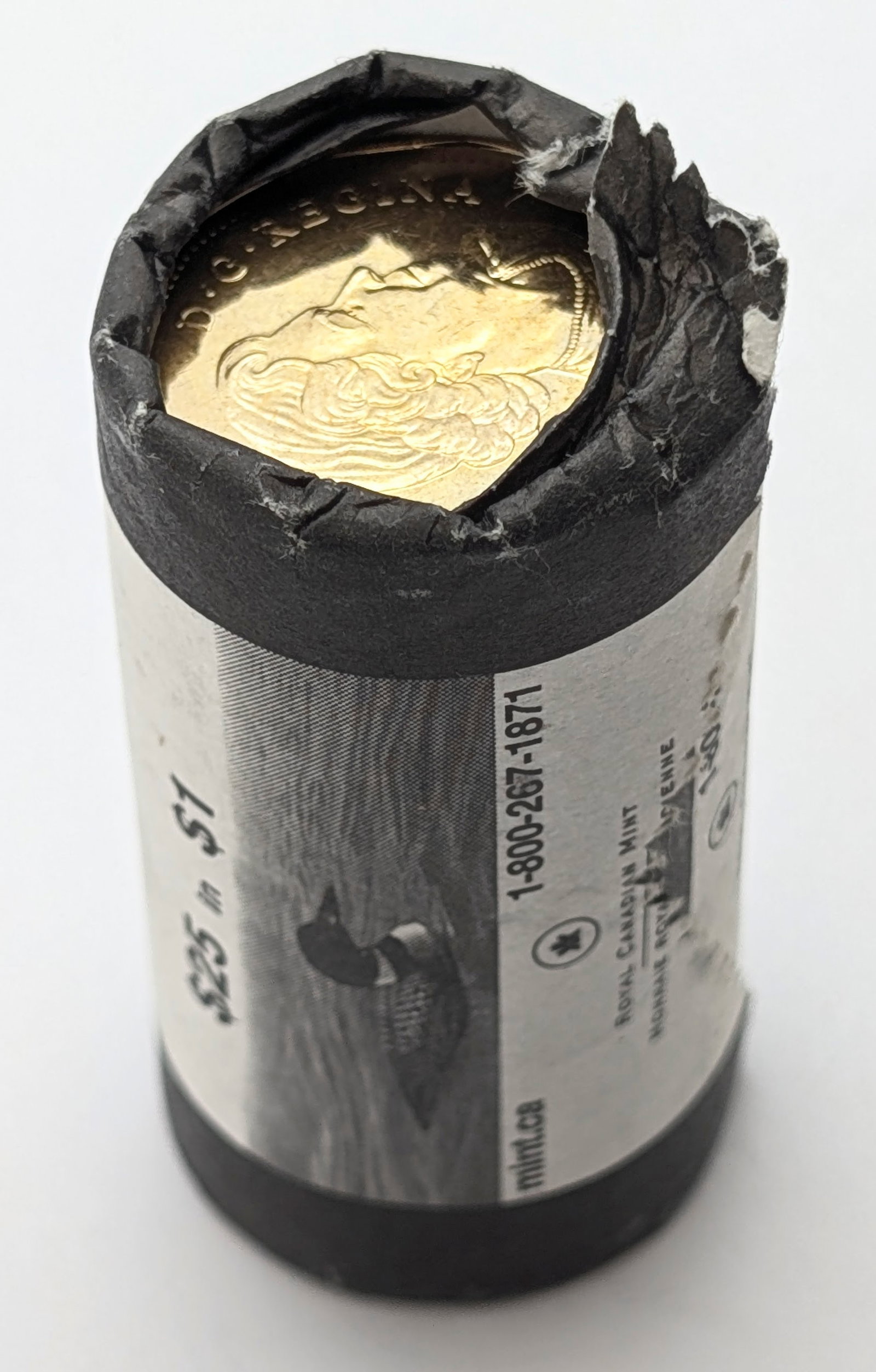 Original Royal Canadian Mint Roll of 25 - 2005 Canadian Dollars: Coin