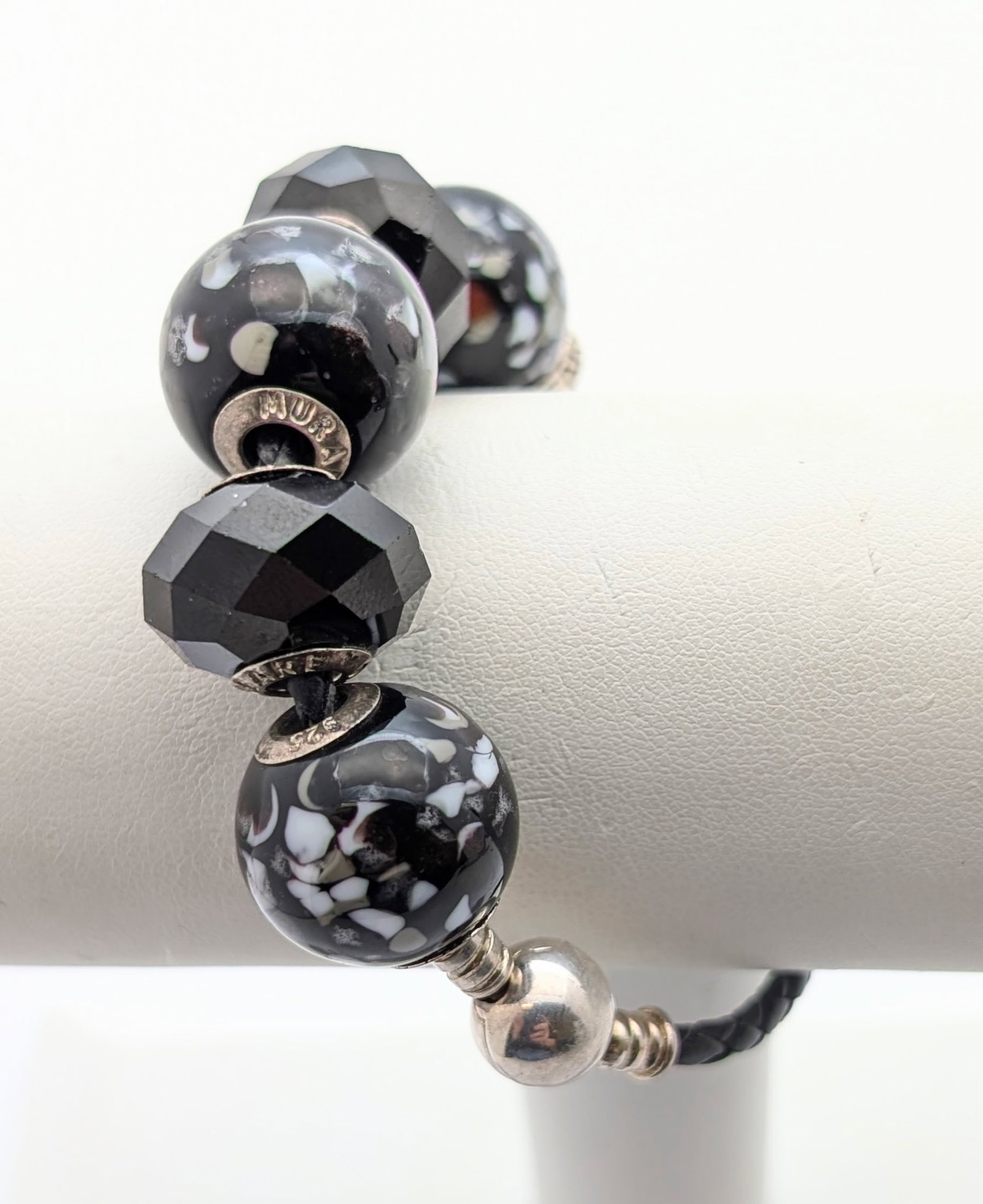 Chamilia Charm Ladies Bracelet w/ Sterling Silver Clasp & Charms (1 of 5)