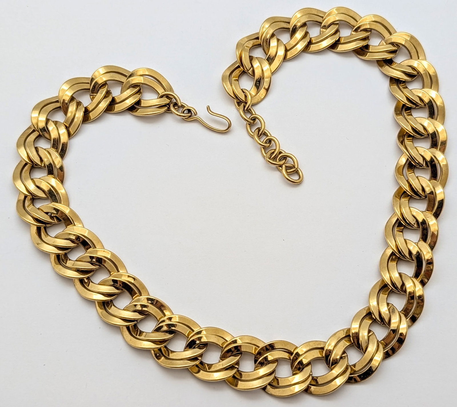 Costume Double Link Chain Necklace: Length: 20in