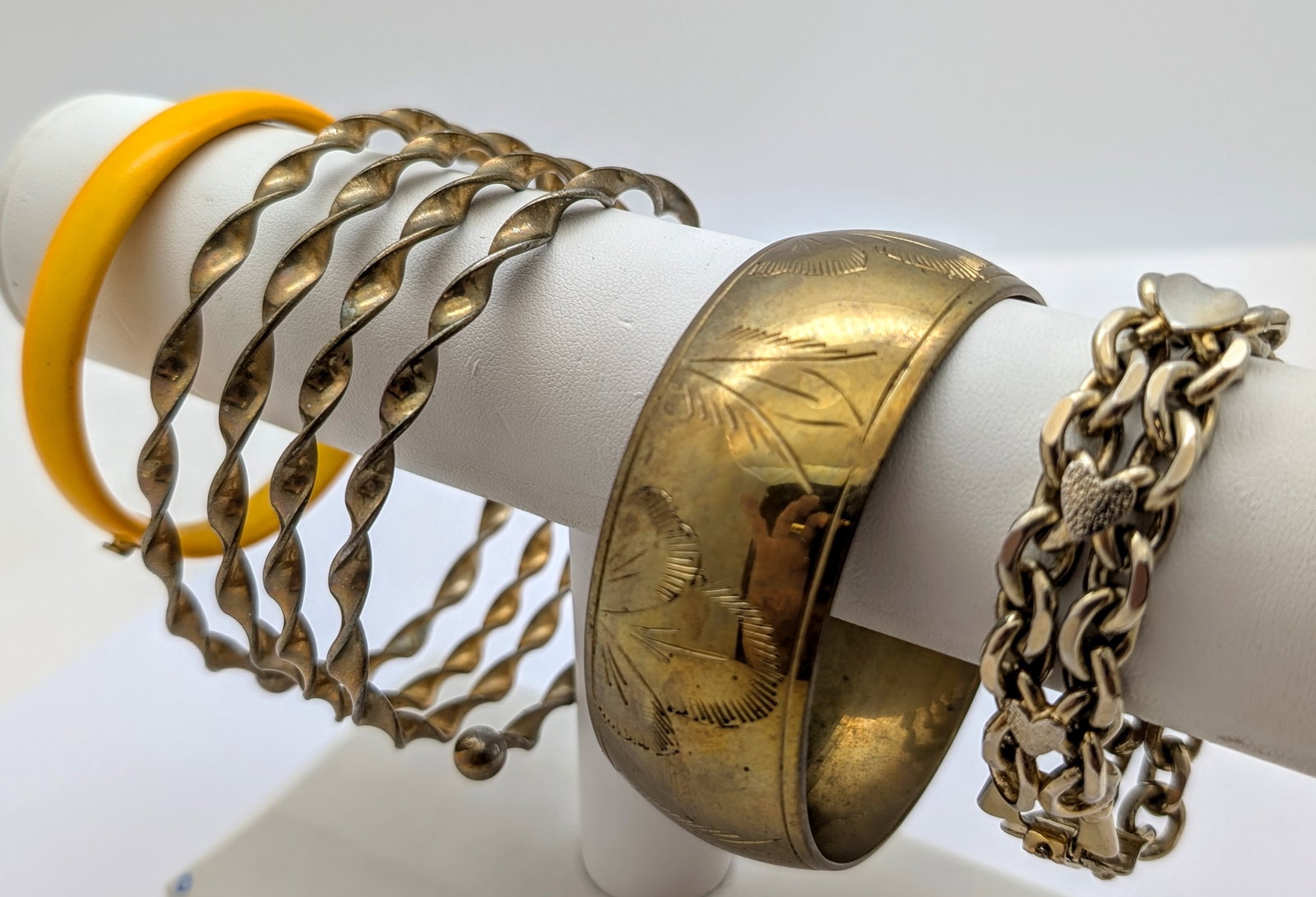 Lot of 4 Costume Bracelets - Bangles & Chain Link: Jewelry