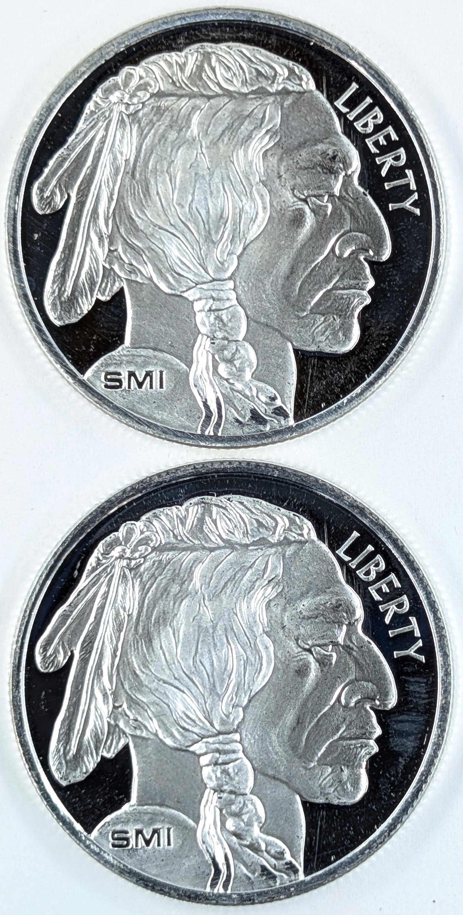 Lot of 2- 1 Ounce Fine .999 Silver Rounds- Buffalo (1 of 2)