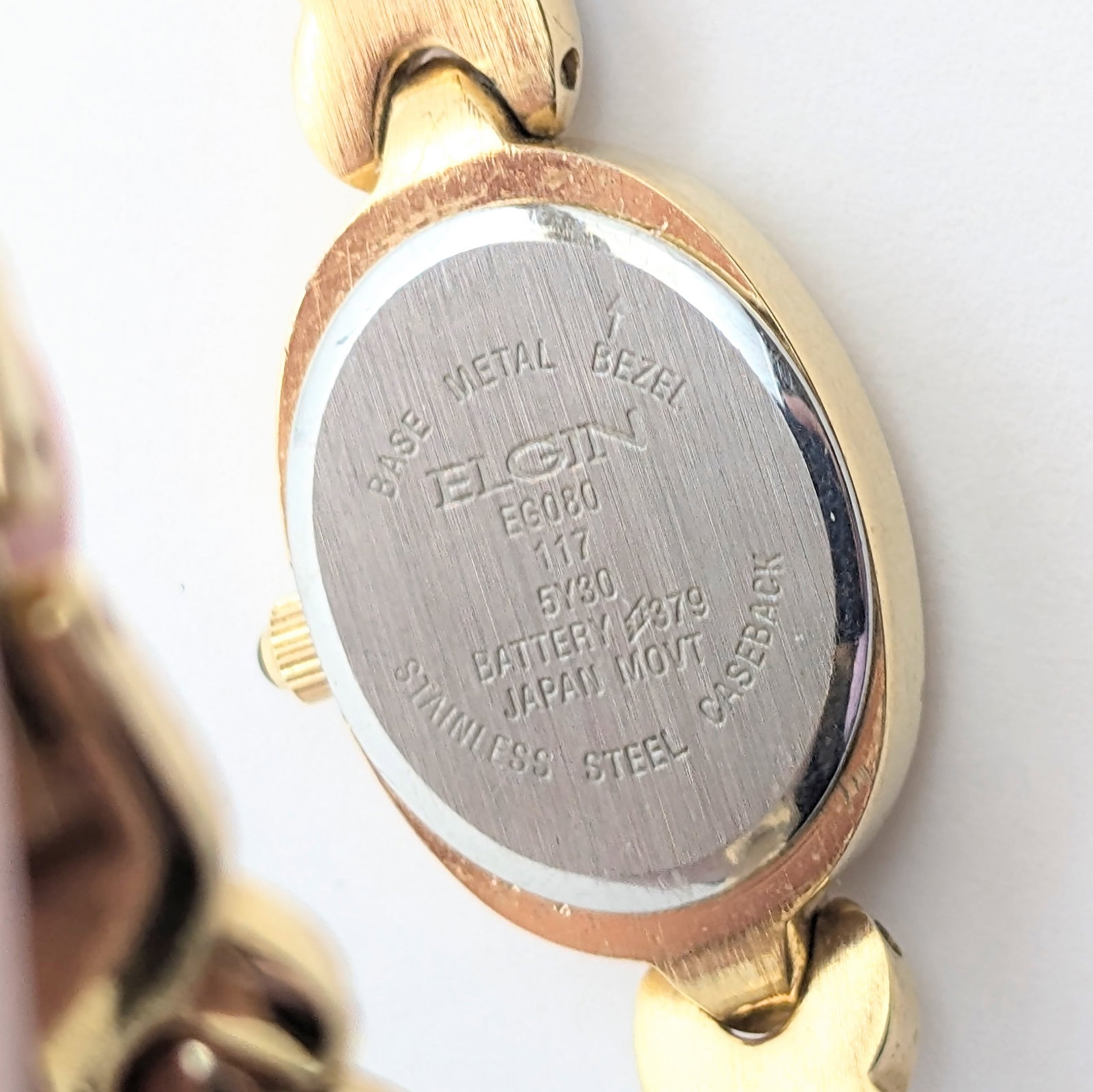 Elgin Gold-tone & Rhinestone Quartz Ladies Watch w/ Mother of Pearl Face - Runs! - 4