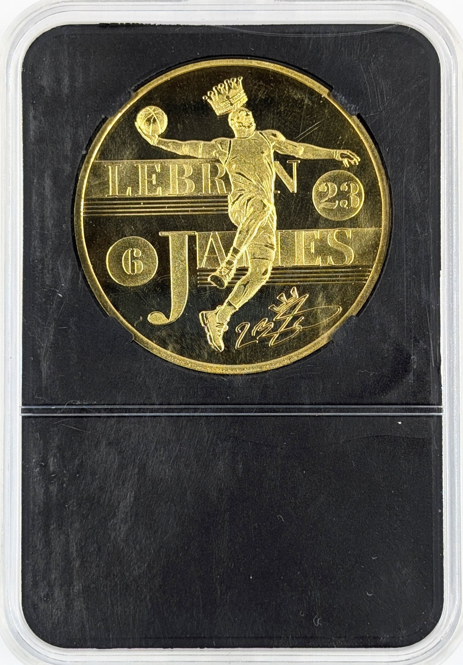 LeBron James Cavaliers/Heat/Lakers King James Commemorative Medal in Case - 2
