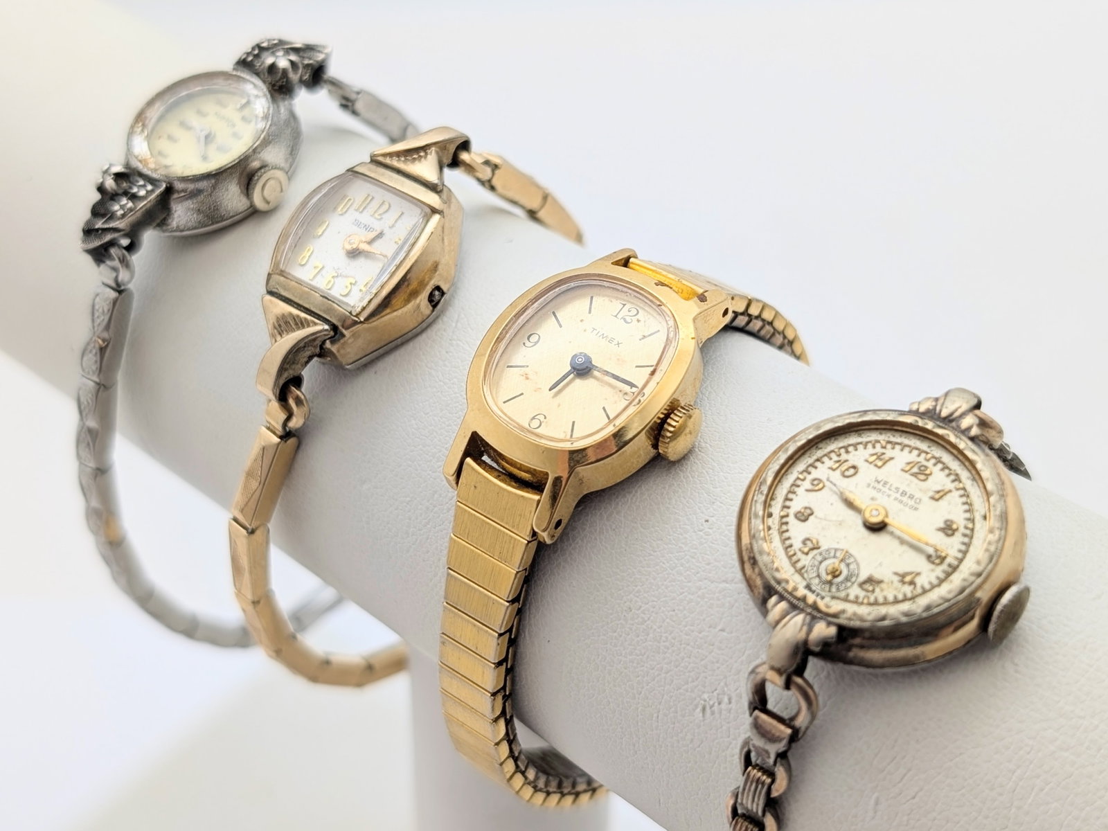 Lot of 4 Ladies Watches w/ Several Gold-filled Bands & Clasps - Parts/Repair: Ruxton, Welsbro, Benrus, Timex
