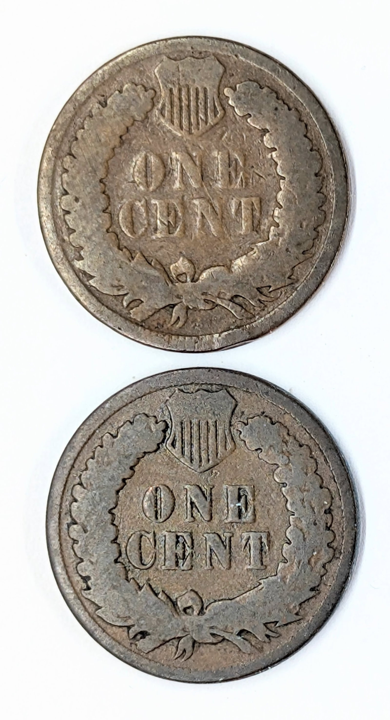 Lot of 2 Indian Head Cents- 1882, 1888 - 2