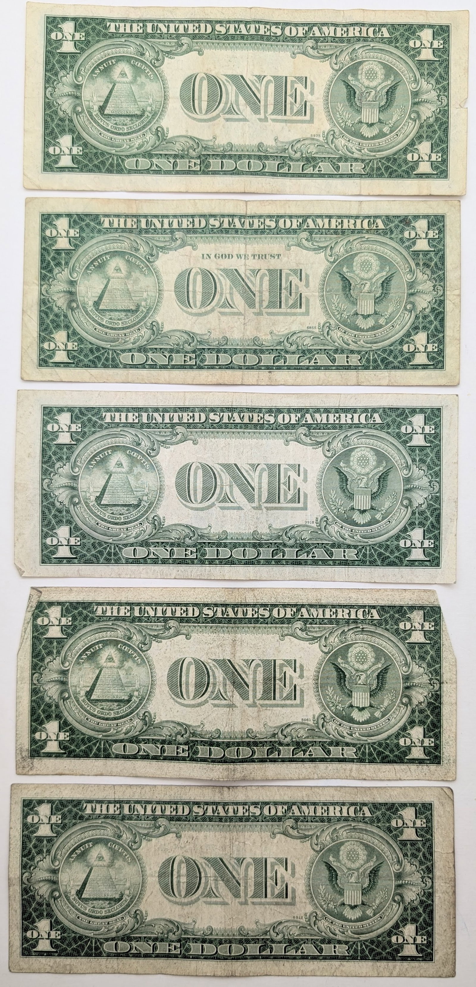 Lot of 5 - 1935 $1 Notes - Silver Certificates - 2