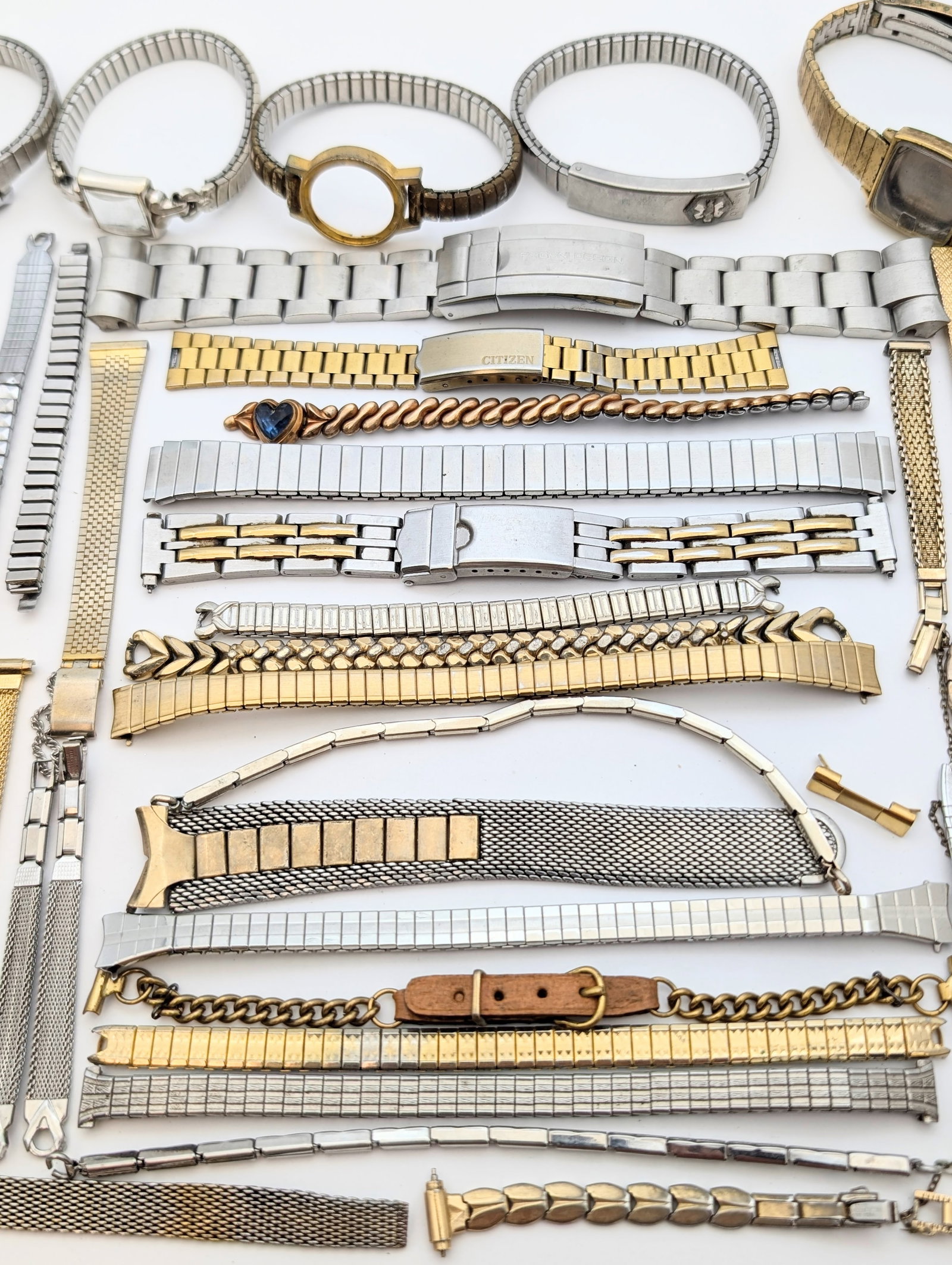 Large lot of Watch Bands- Silver and Gold Toned - 4