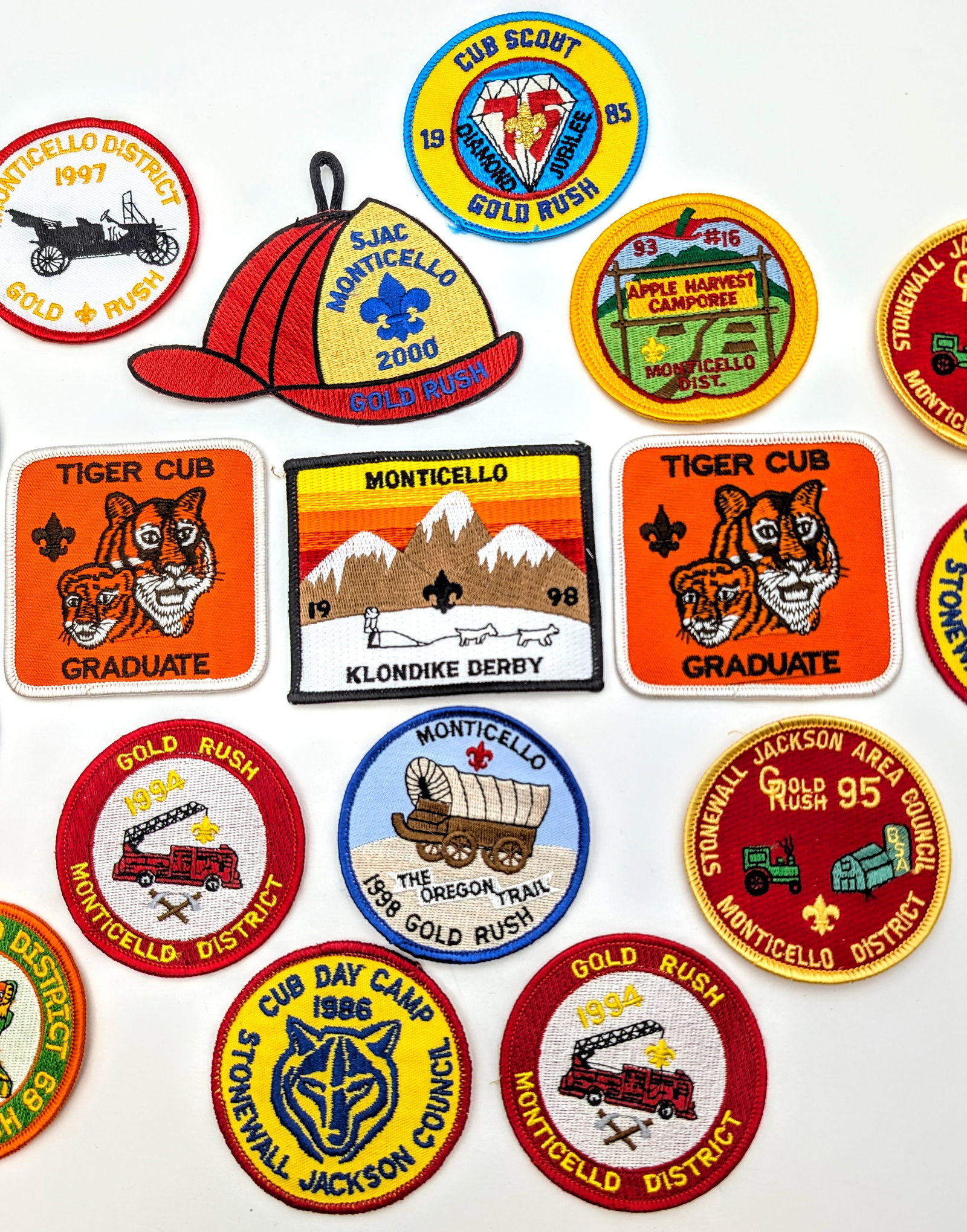 Large Lot of Vintage Boy Scouts of America Patches - 4