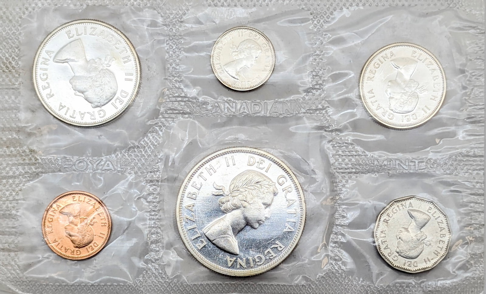 1962 Silver Royal Canadian Mint Uncirculated Coin Set w/ Silver Dollar, Half, Quarter & Dime (1 of 2)