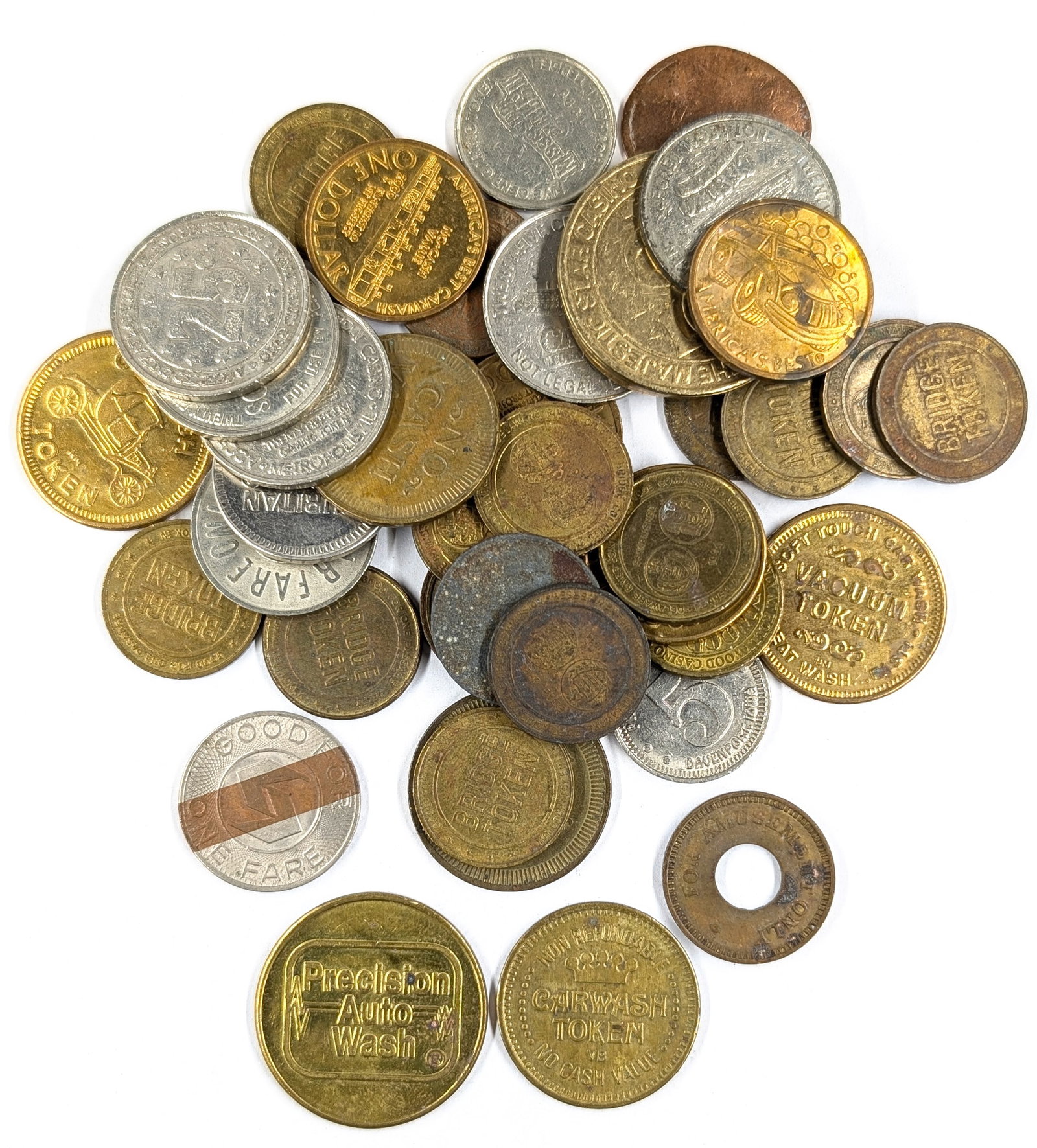 Large lot of Casino/Gaming Tokens: _