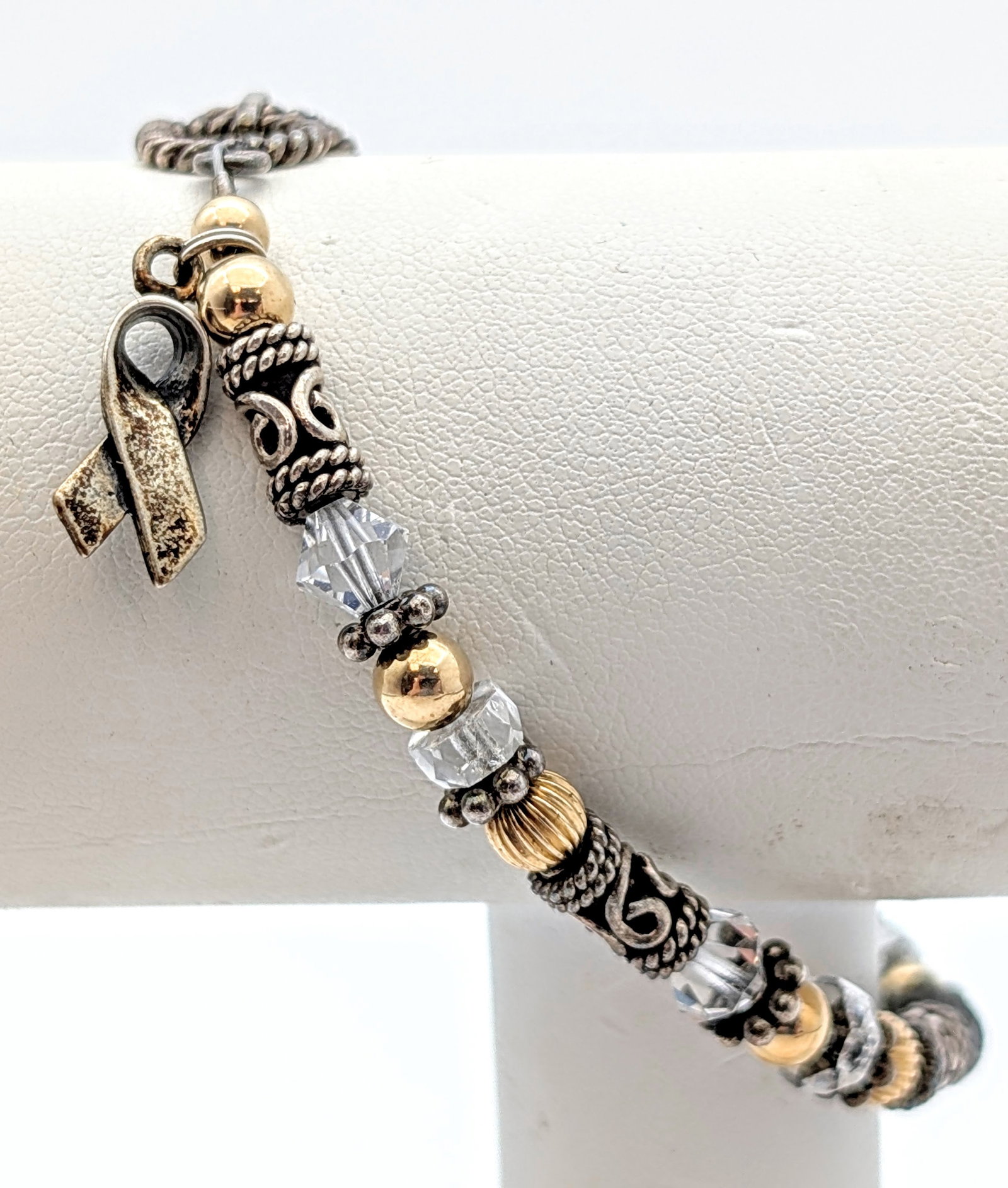 Sterling Silver Silpada Style Ladies Bracelet: Length: 7.5in