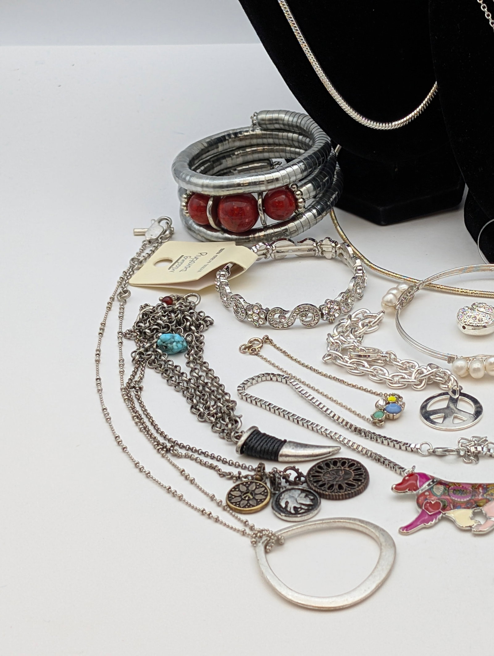 Large Lot of Ladies Silver Toned Jewelry- Necklaces, Bracelets, Pendants, ect - 5