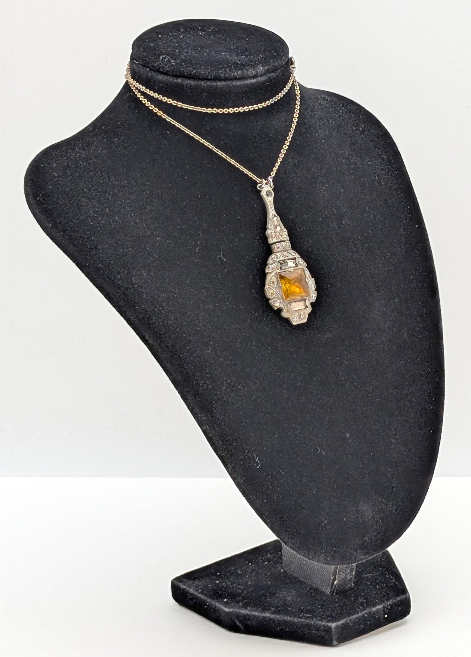 Vintage Sterling Silver Art Deco Necklace w/ a Citrine Stone: Length: 20in