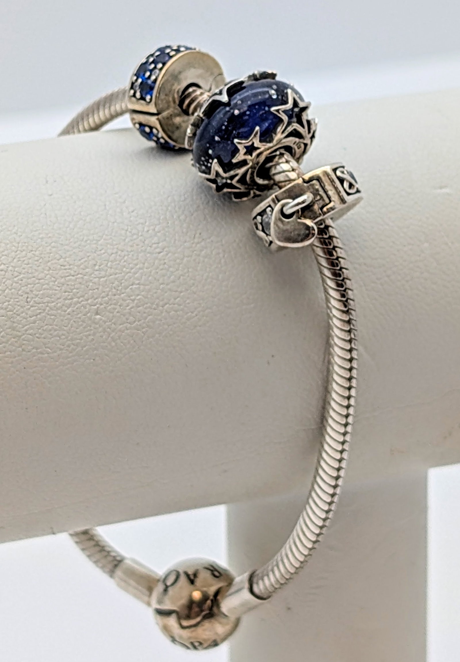 Sterling Silver Pandora Bracelet w/ 3 Sterling Silver Charms: _