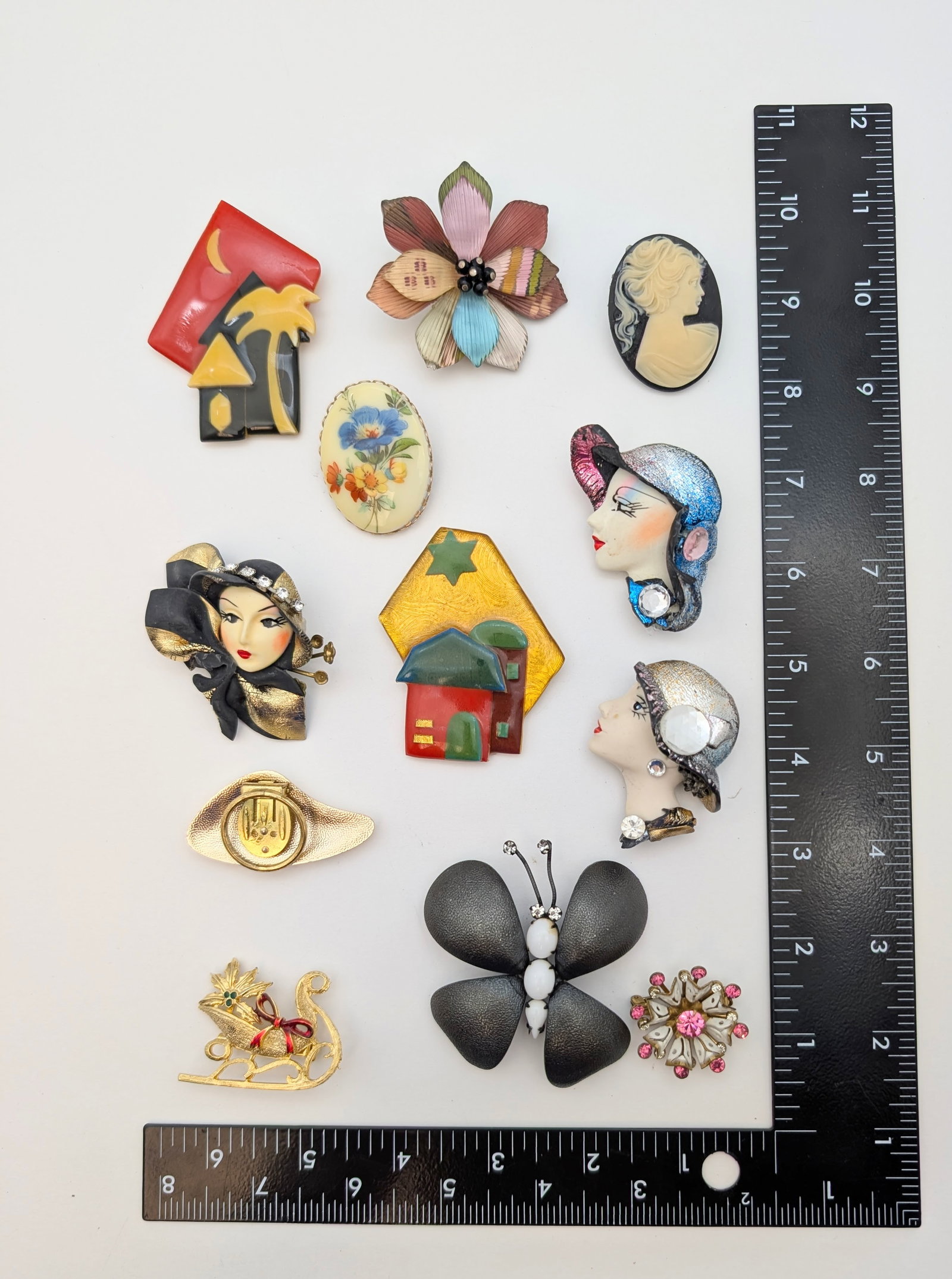 Lot of 12 Ladies Brooches/Pins- Floral, Butterfly, etc. - 9