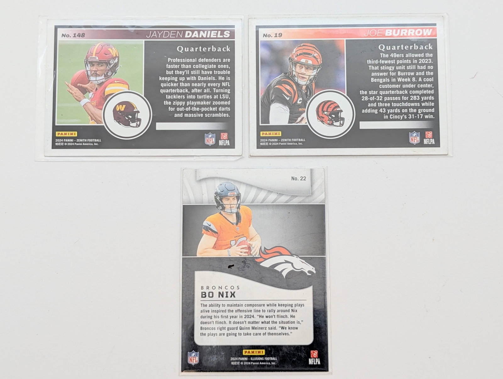 Lot of 5 NFL Trading Cards- All in plastic sleeves - 3