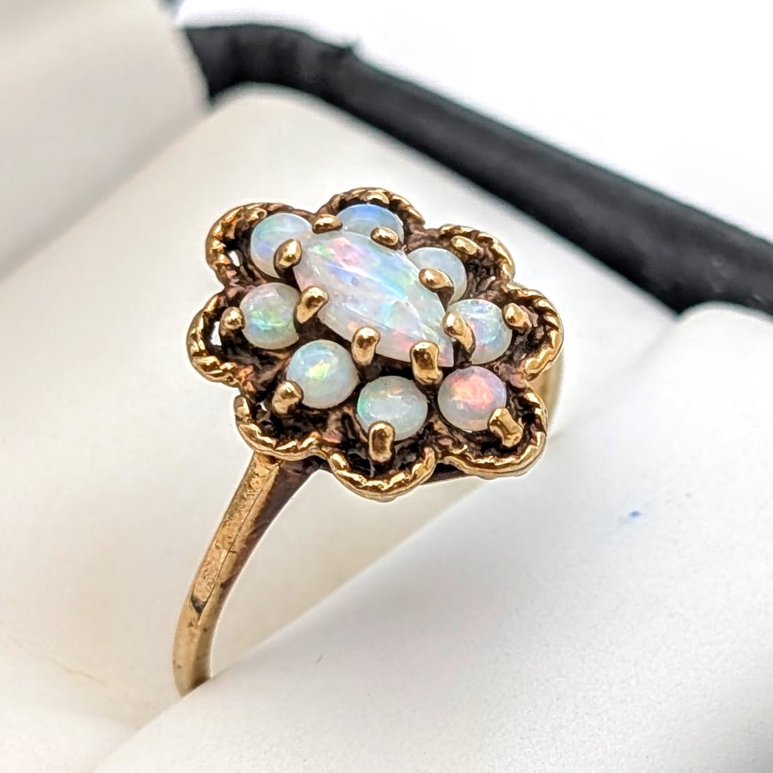 Vintage 10k Gold Opal Cluster Ring: Marquise & Round Stones- 3g: Size:8