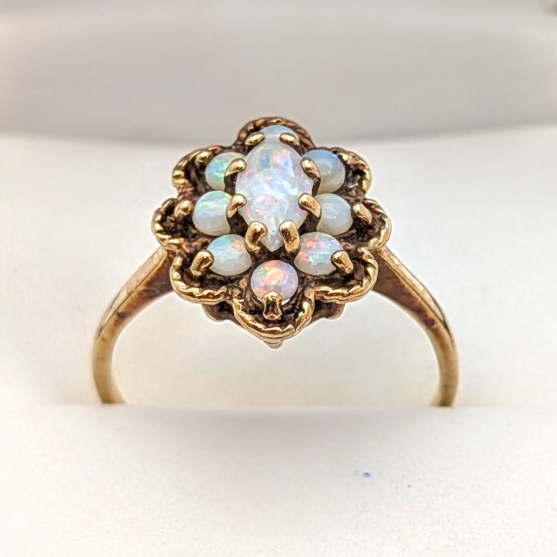 Vintage 10k Gold Opal Cluster Ring: Marquise & Round Stones- 3g - 2