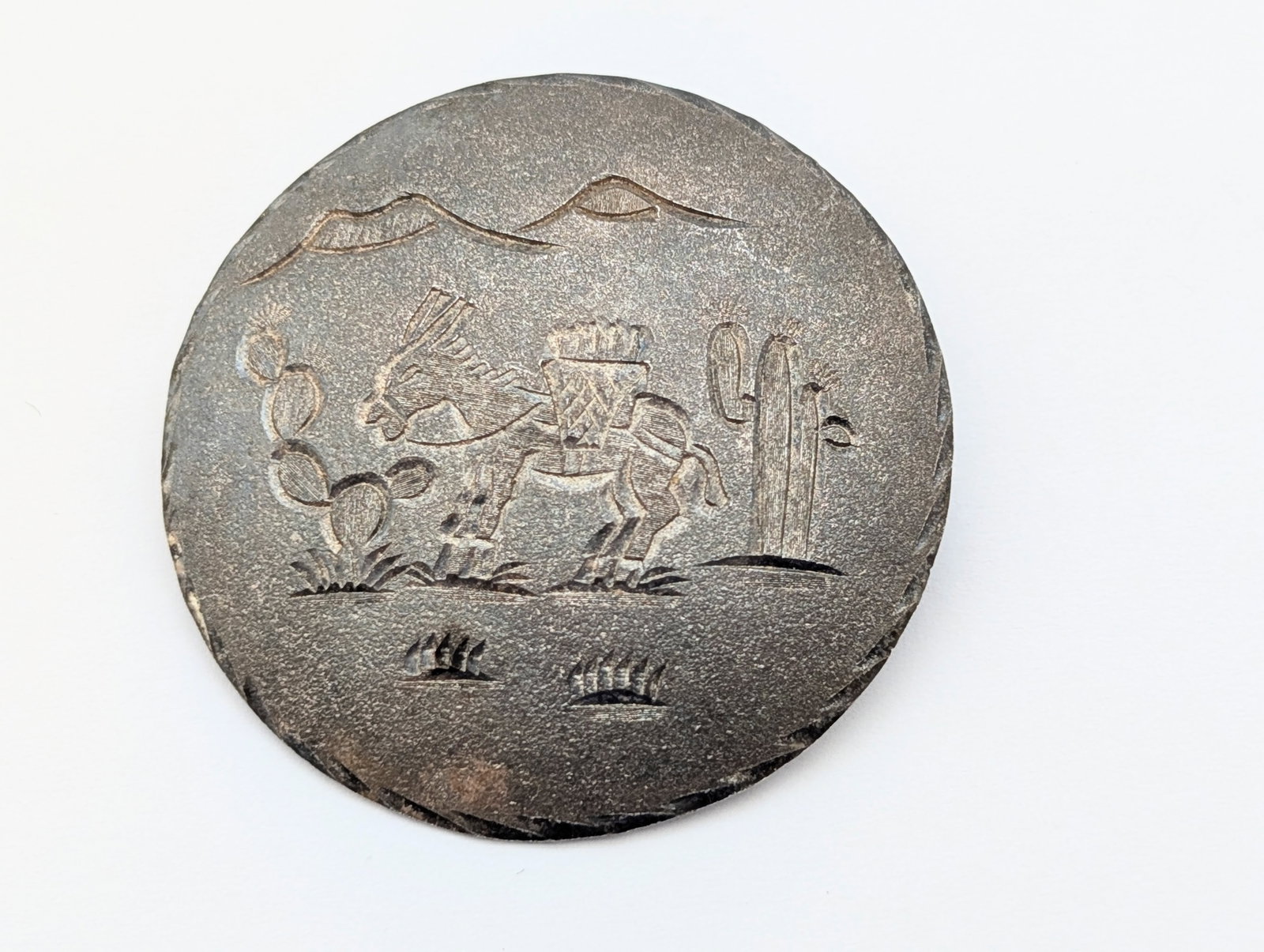 Vintage Mexican Sterling Silver Etched Pin: Size: 2in