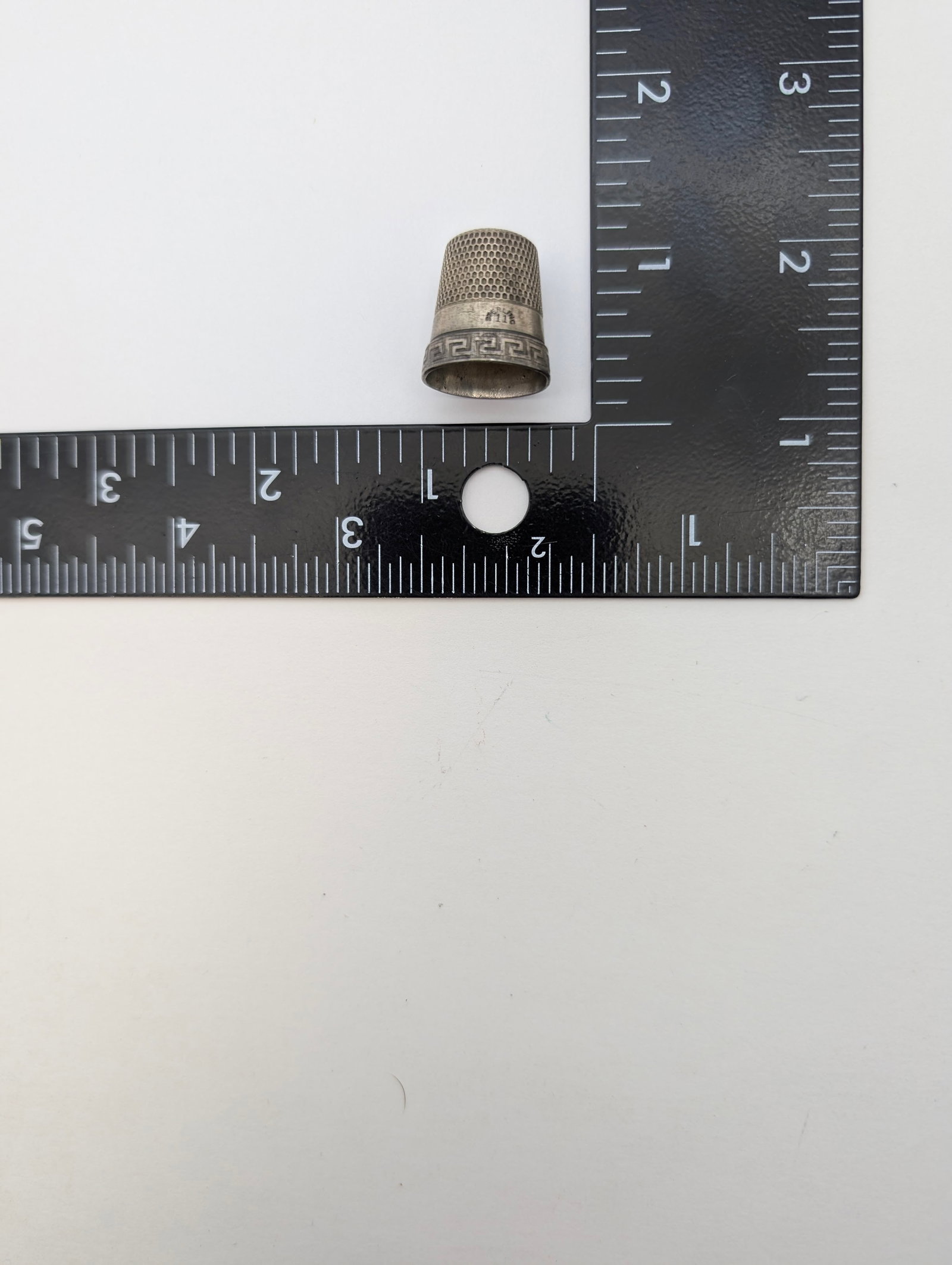Antique Sterling Silver Sewing Thimble- Classic Honeycomb Dimple Pattern 4.62g - 5