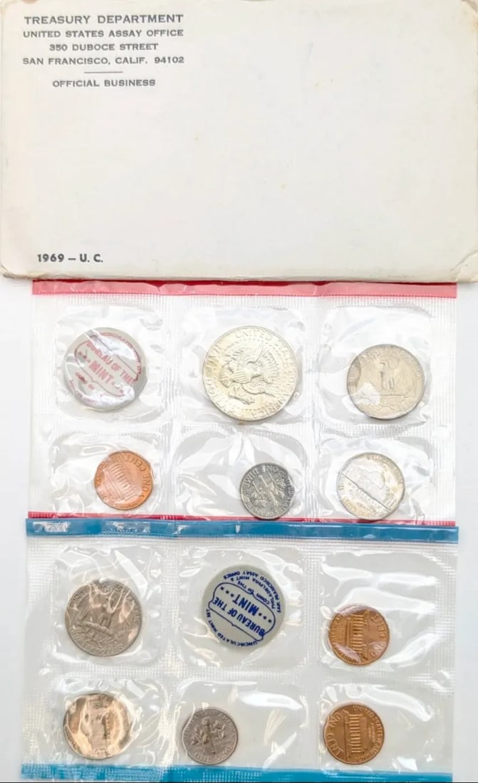 1969 US Mint Uncirculated Set w/ Silver JFK Half - 2