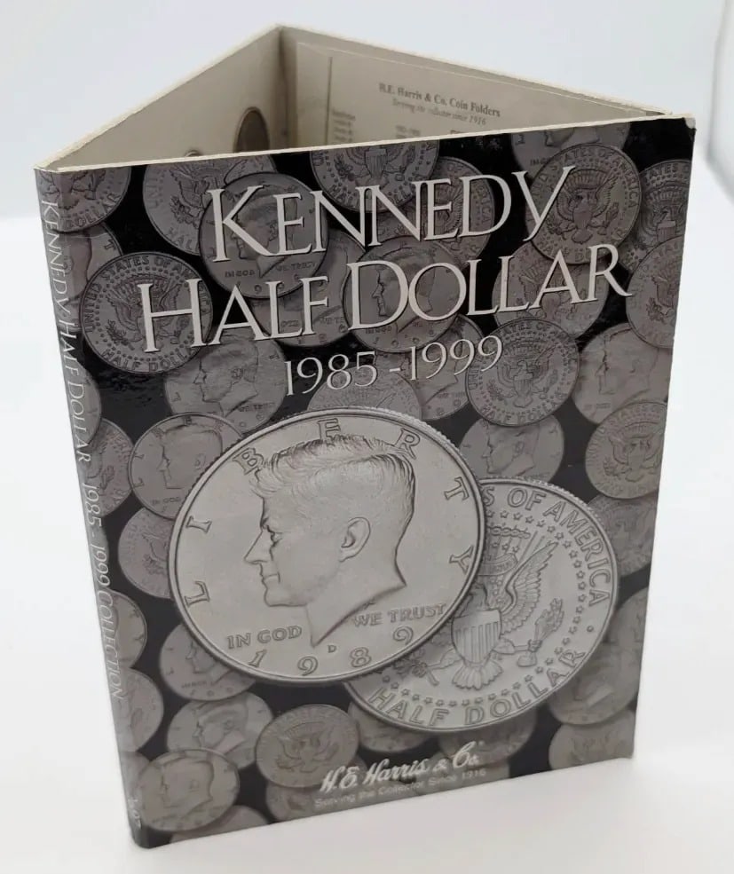 Kennedy Half Dollar Coin Album 1985-2001: w/ 33 Coins Most Uncirculated