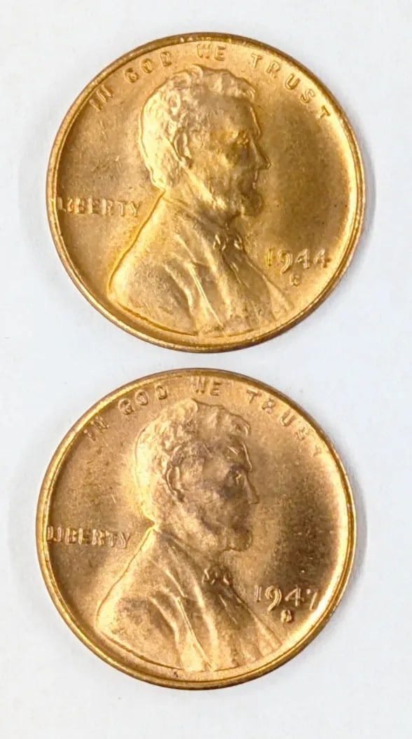 Lot of 2 Uncirculated Lincoln Wheat Cents- 1944-S, 1947-S: Coin