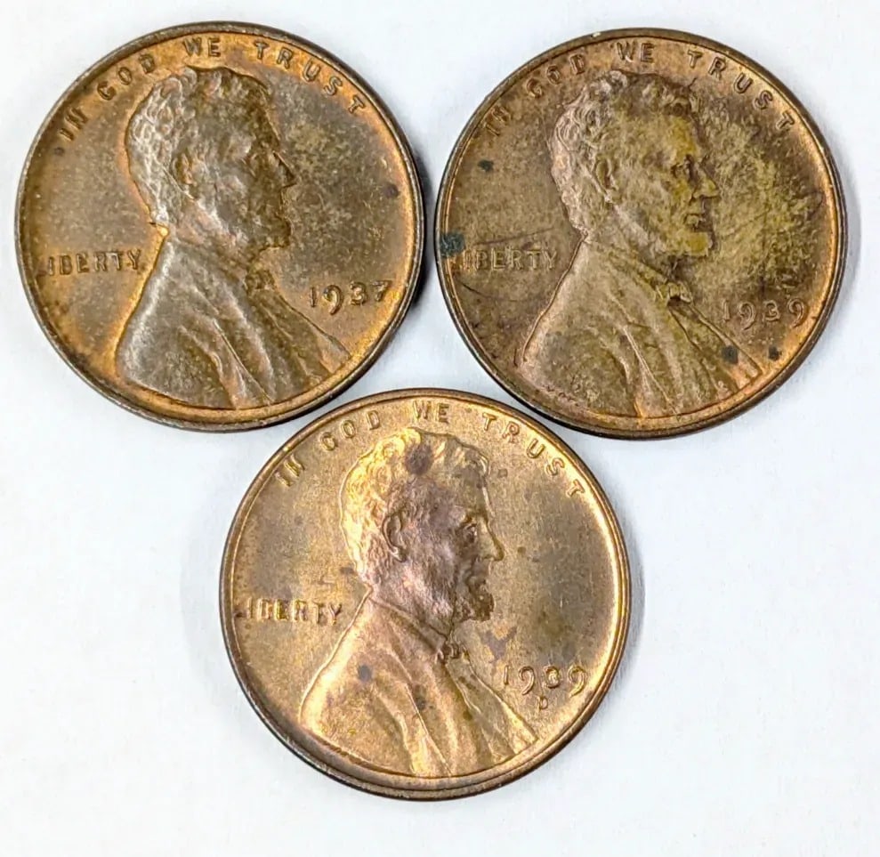 Lot of 3 Lincoln Wheat Cents- 1937, 1939 P/D: Coin
