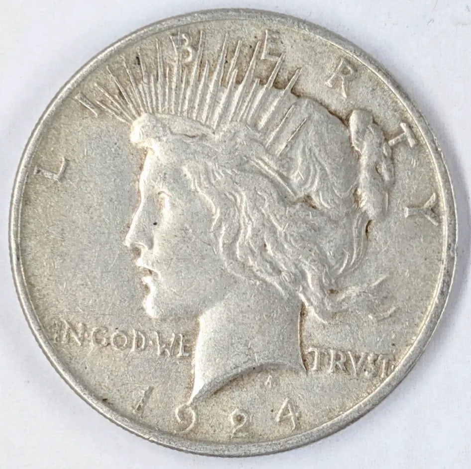 1924 Silver Peace Dollar: Silver