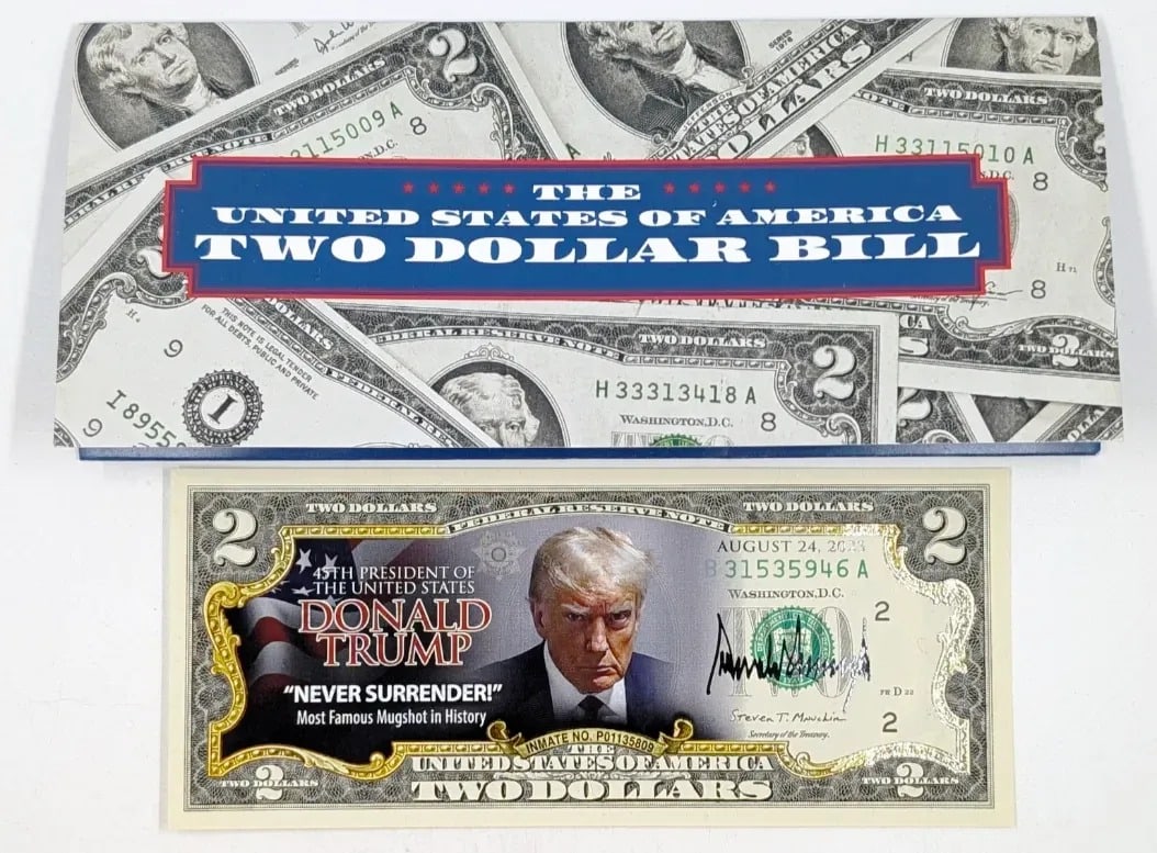 Commemorative Colorized $2 Note- Donald Trump: Uncirculated