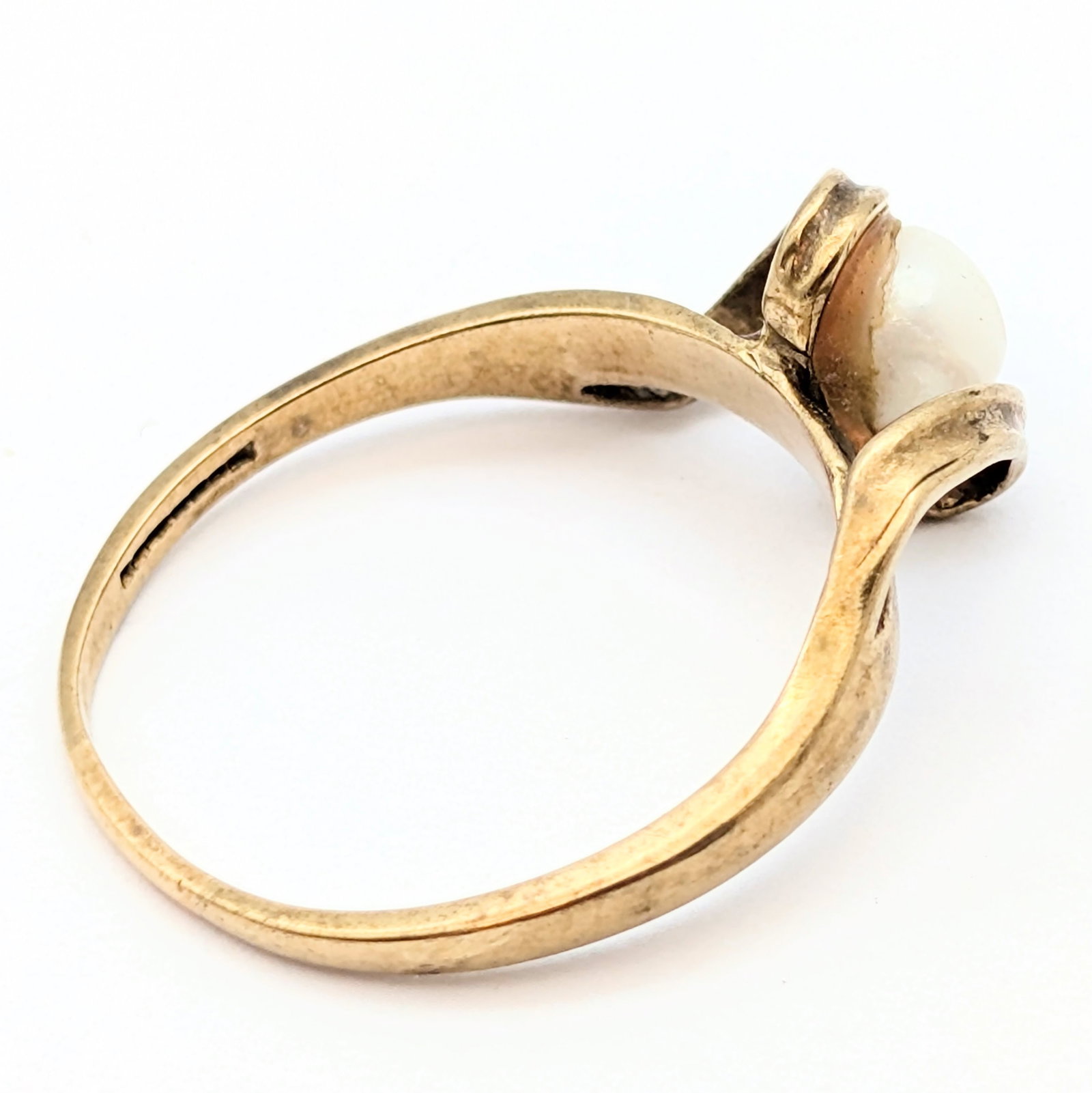 Antique 14k Gold Pearl Bypass Ring- 2.78g - 5