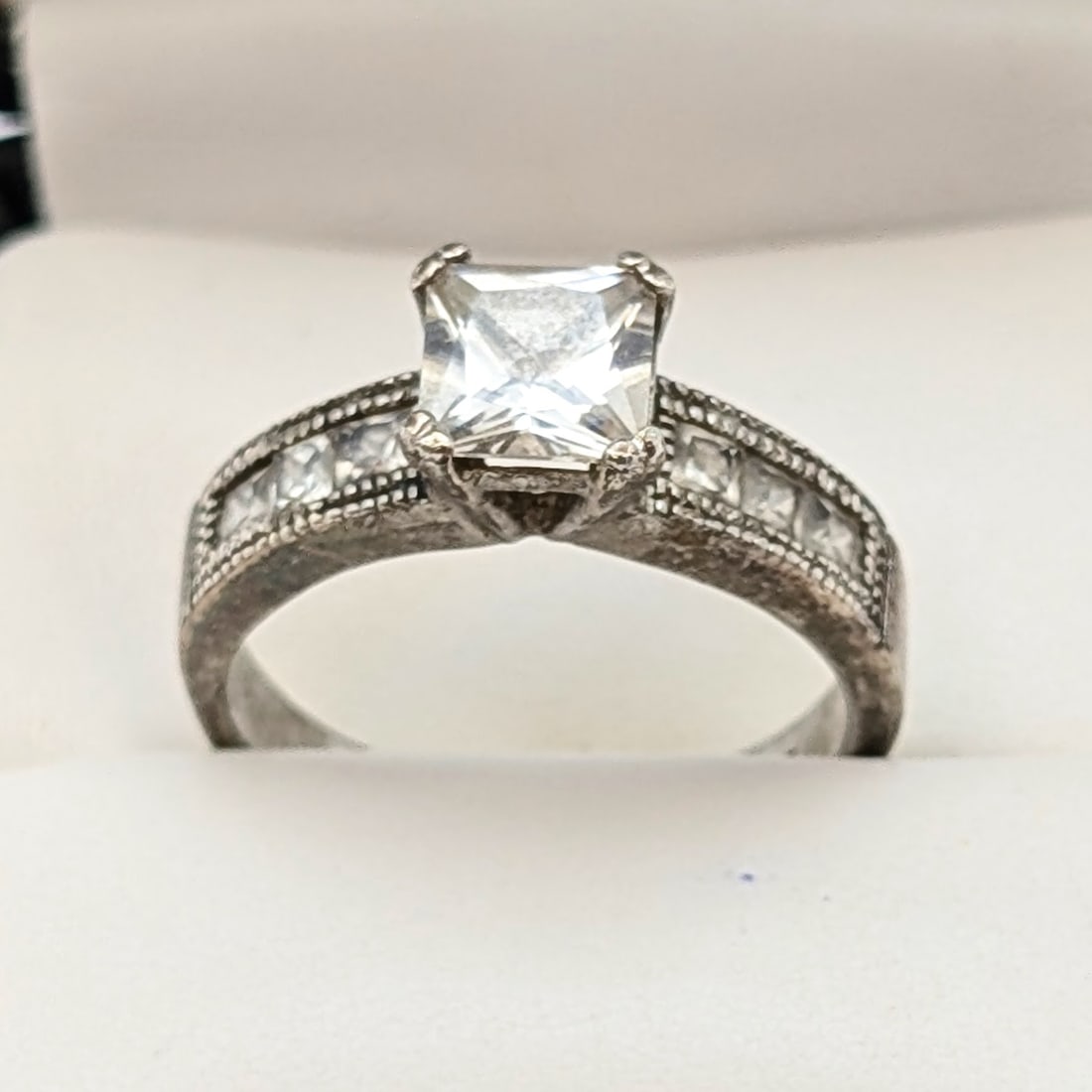 Timeless Sterling Silver Ring Featuring a Princess Cut CZ - 2