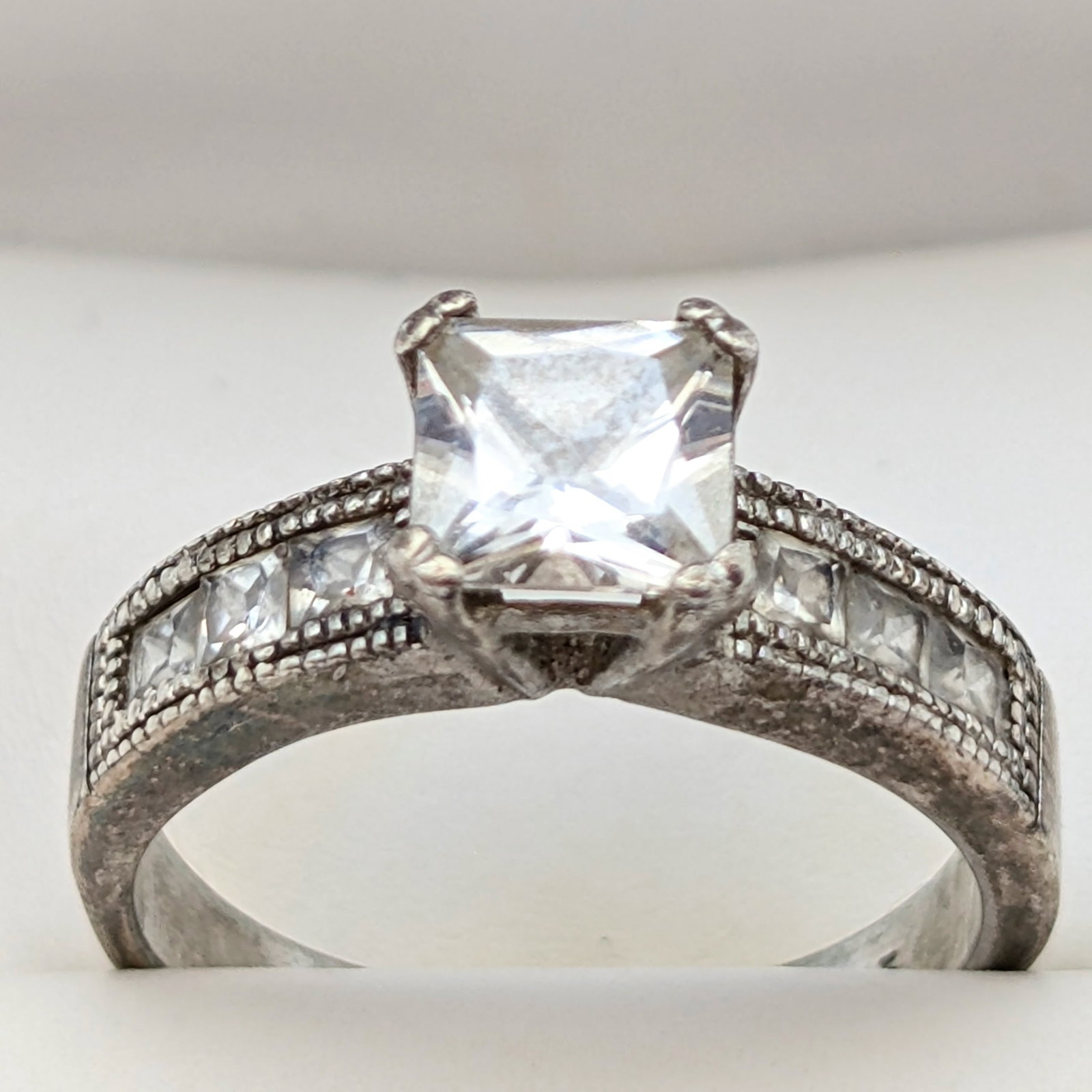 Timeless Sterling Silver Ring Featuring a Princess Cut CZ - 3