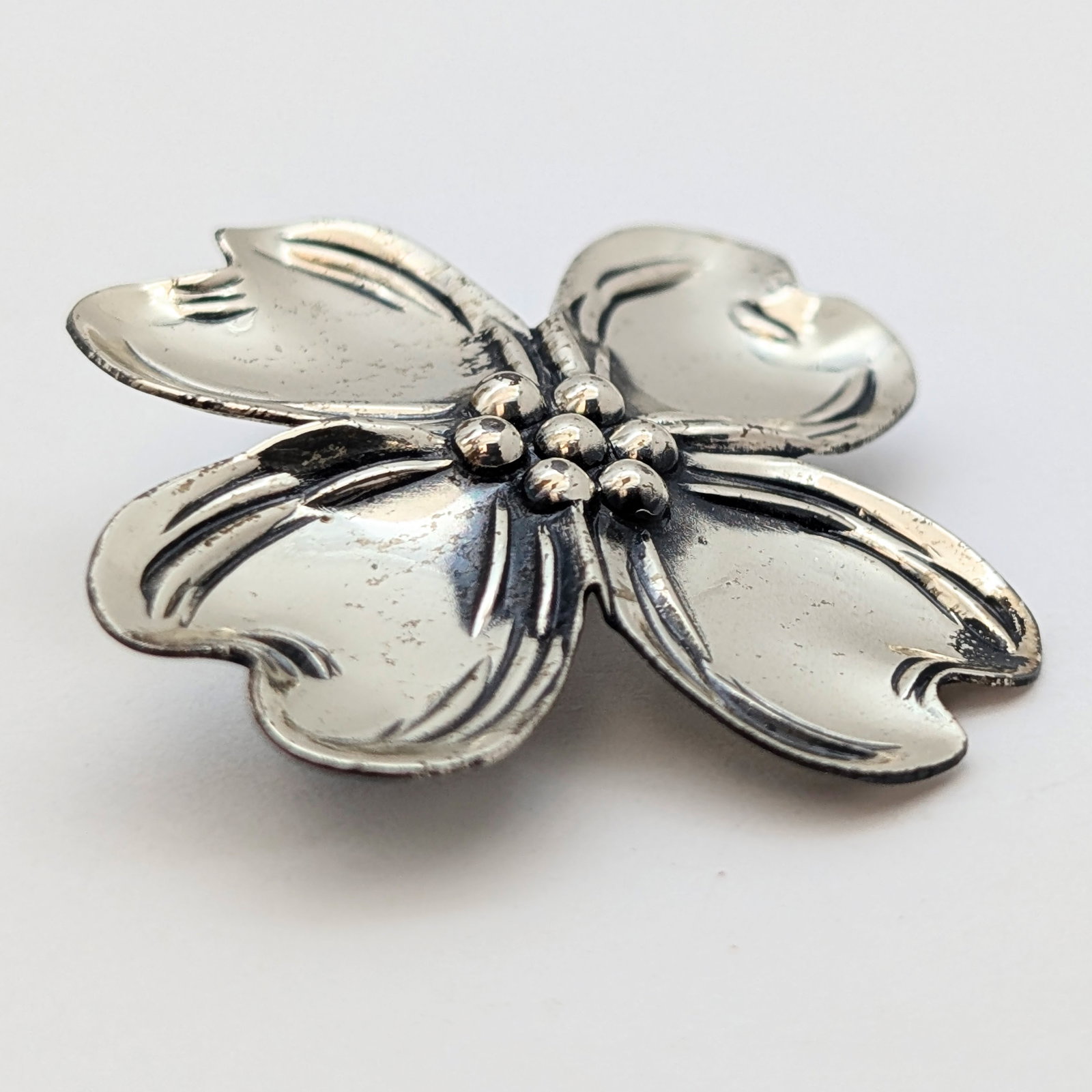 Vintage Beau Sterling Silver Dogwood Flower Brooch - 2